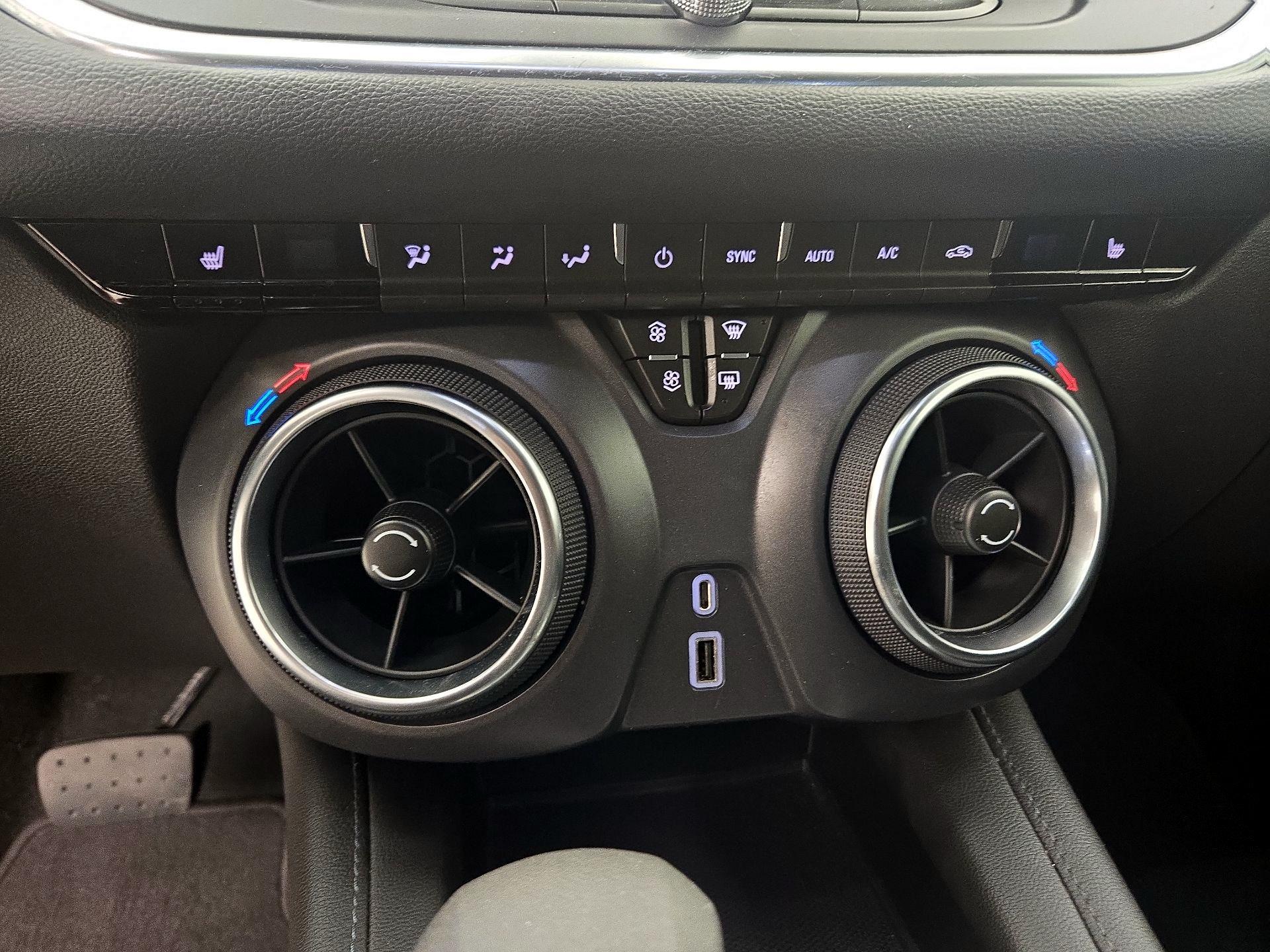 Thumbnail: 2021 Chevrolet Blazer - 16