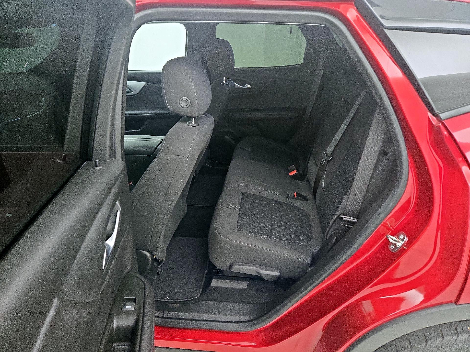 Thumbnail: 2021 Chevrolet Blazer - 19