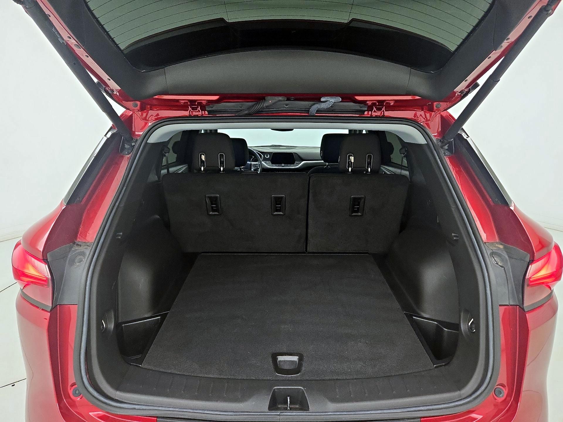 Thumbnail: 2021 Chevrolet Blazer - 20