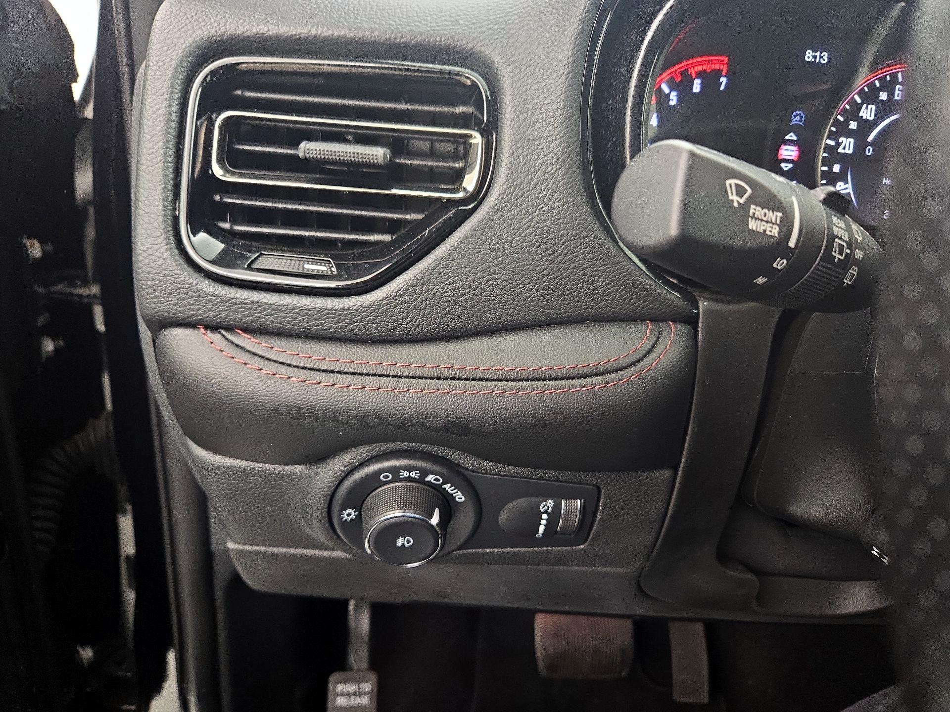 Thumbnail: 2022 Dodge Durango - 13