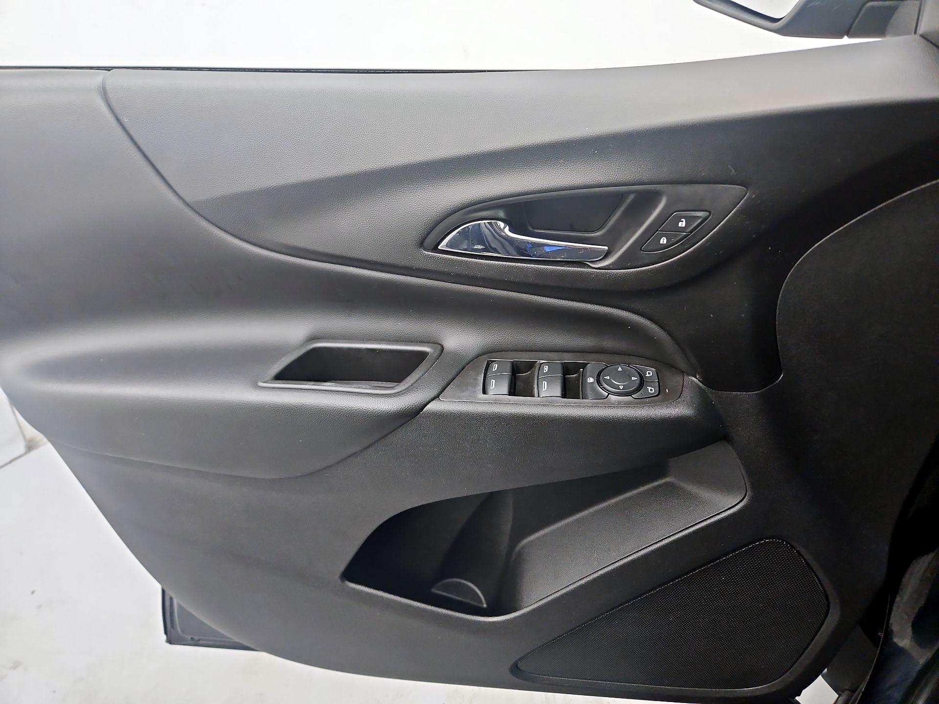 Thumbnail: 2021 Chevrolet Equinox - 12