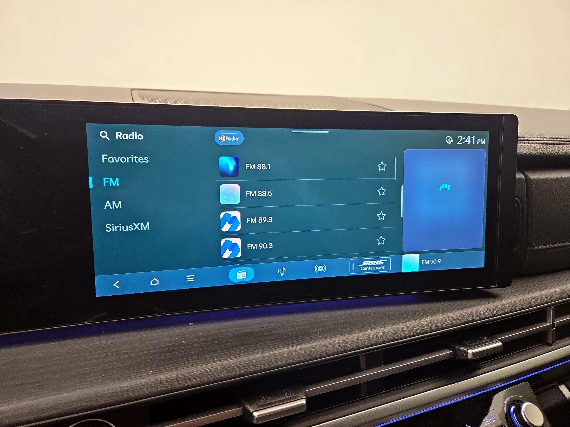 Thumbnail: 2024 Hyundai Santa Fe - 16