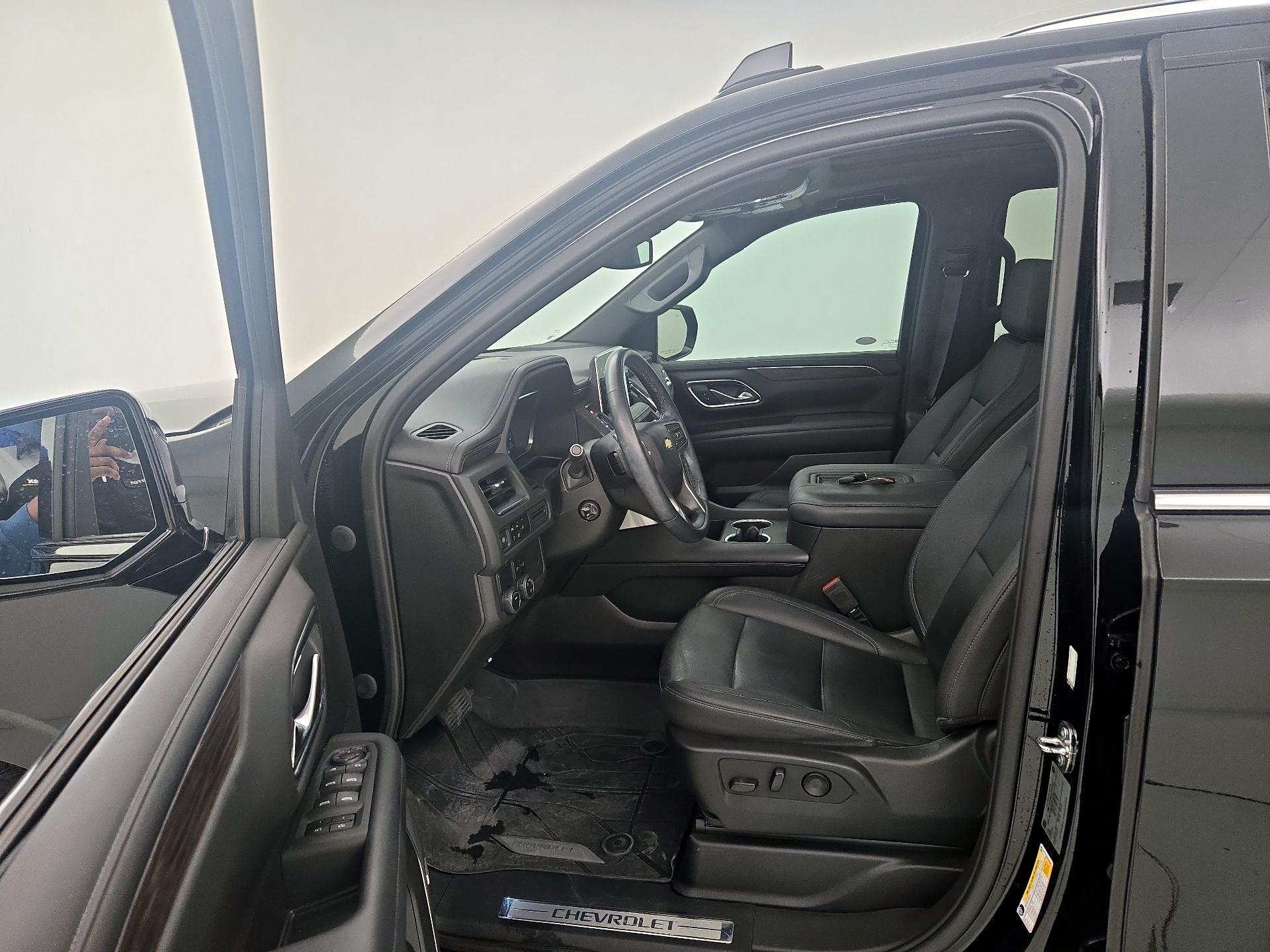 Thumbnail: 2023 Chevrolet Tahoe - 11