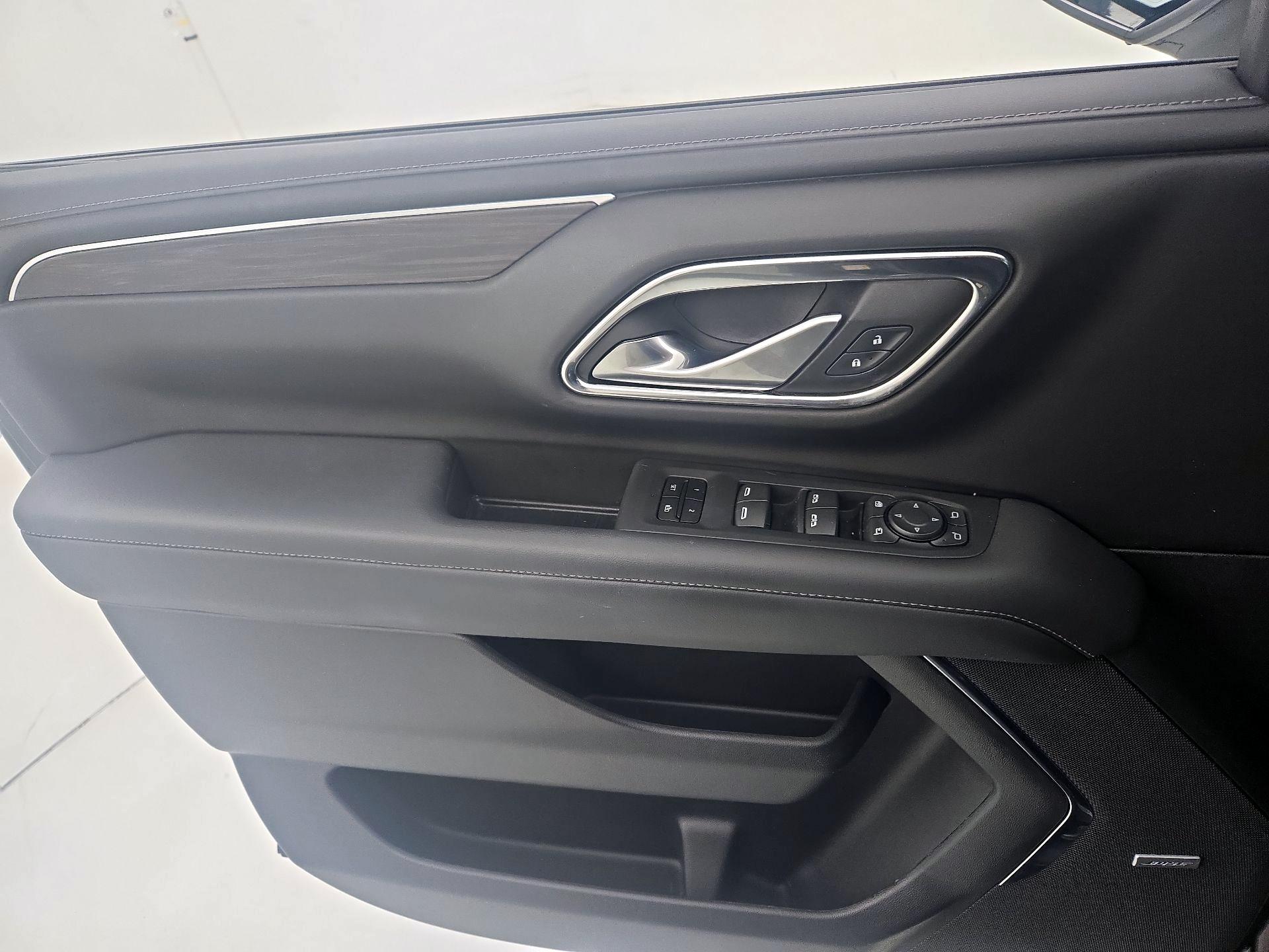 Thumbnail: 2023 Chevrolet Tahoe - 12