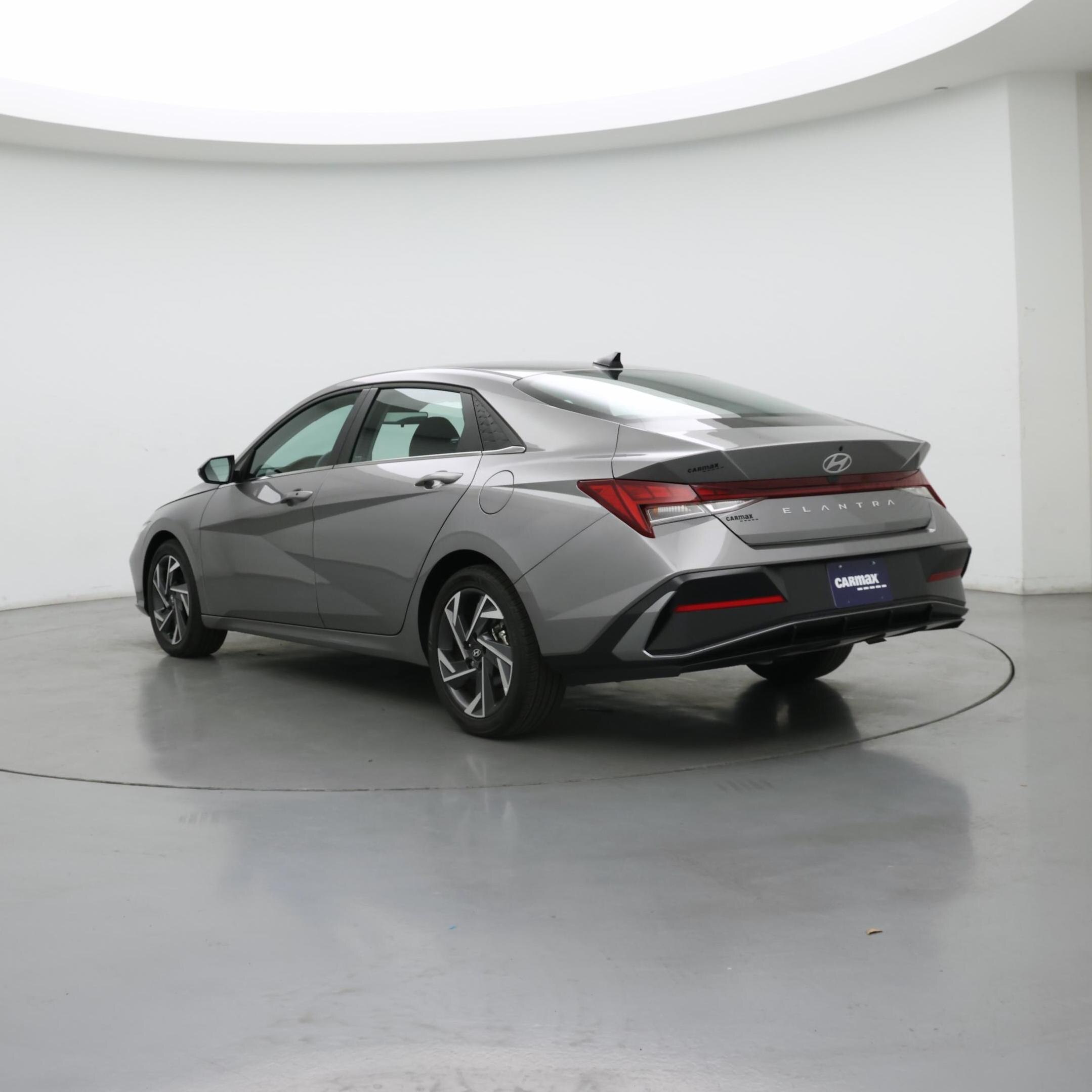 Thumbnail: 2024 Hyundai Elantra - 2