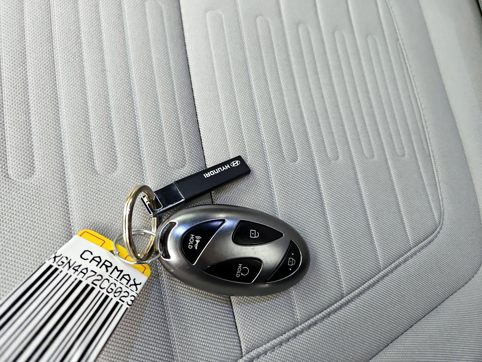 Thumbnail: 2025 Hyundai Santa Cruz - 19