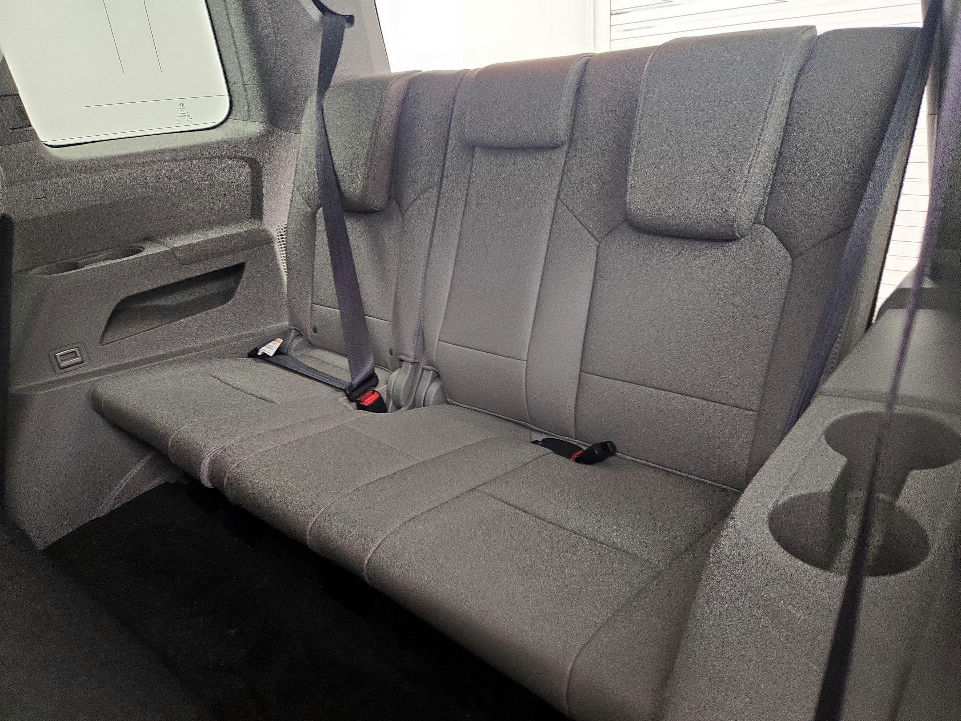 Thumbnail: 2015 Honda Pilot - 20