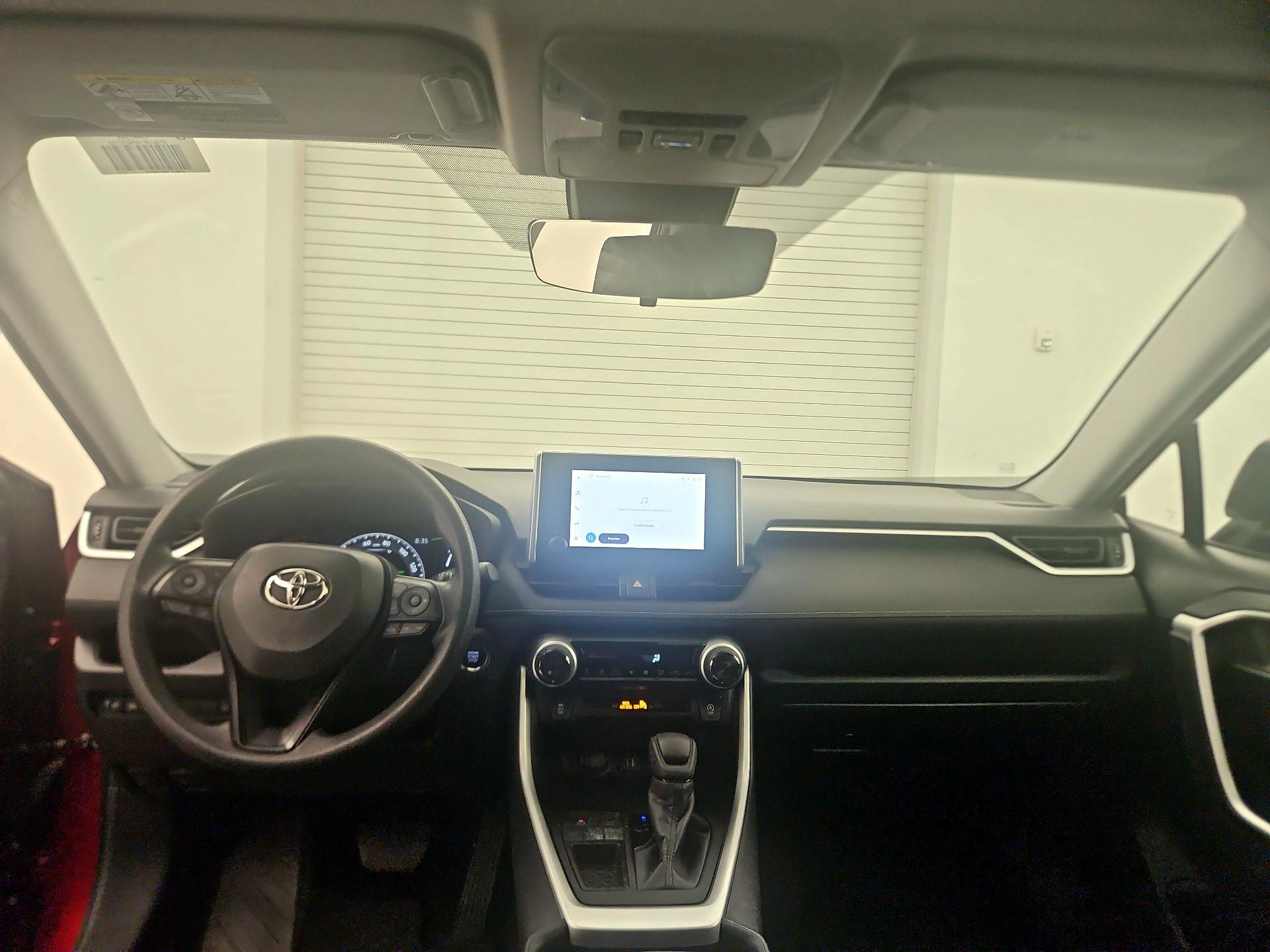 Thumbnail: 2023 Toyota RAV4 - 9