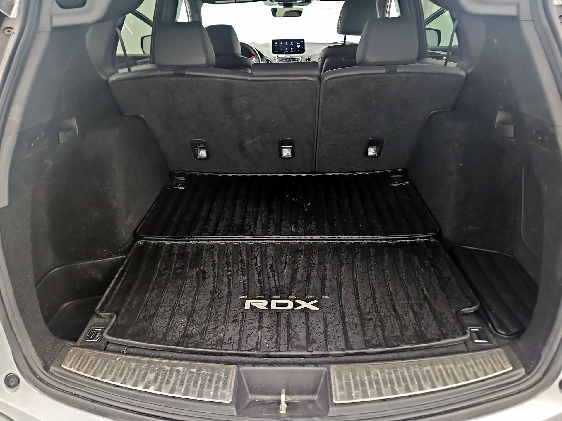 Thumbnail: 2022 Acura RDX - 17