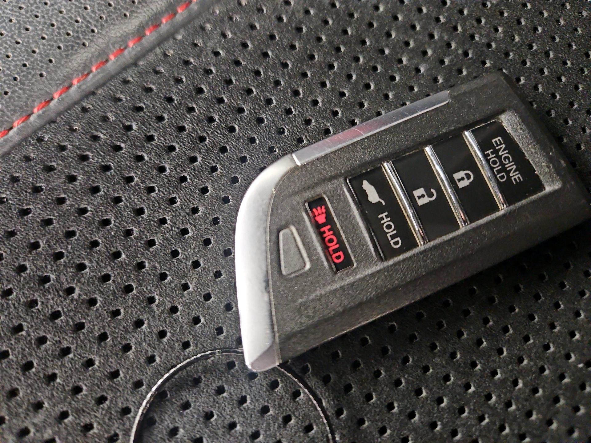 Thumbnail: 2022 Acura RDX - 19