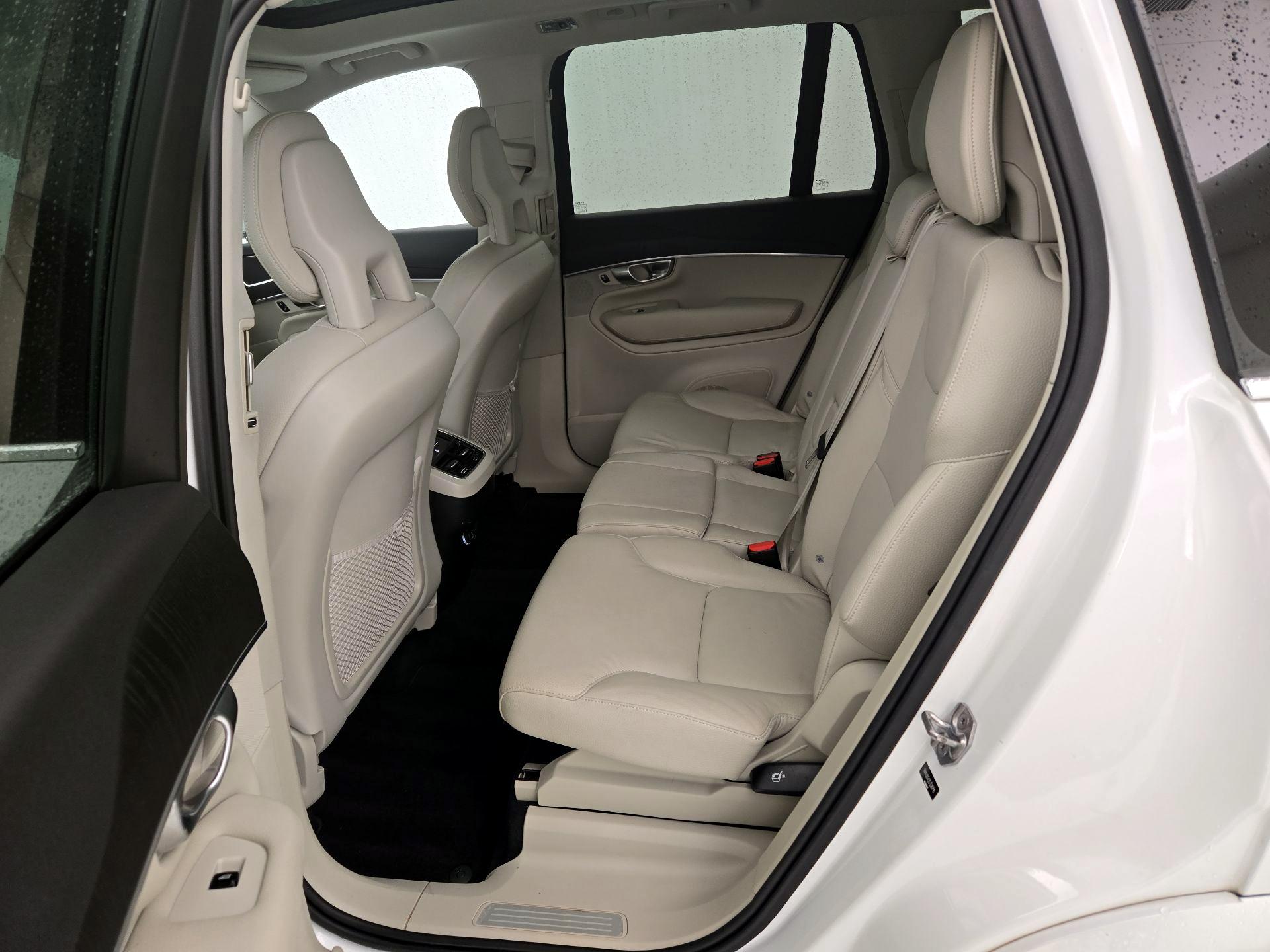 Thumbnail: 2020 Volvo XC90 - 20