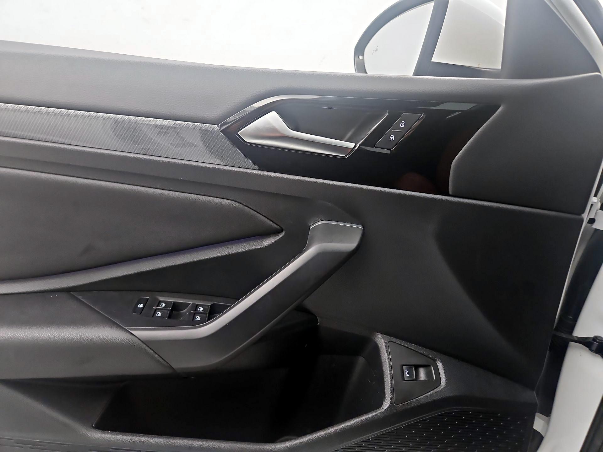 Thumbnail: 2021 Volkswagen Jetta - 12