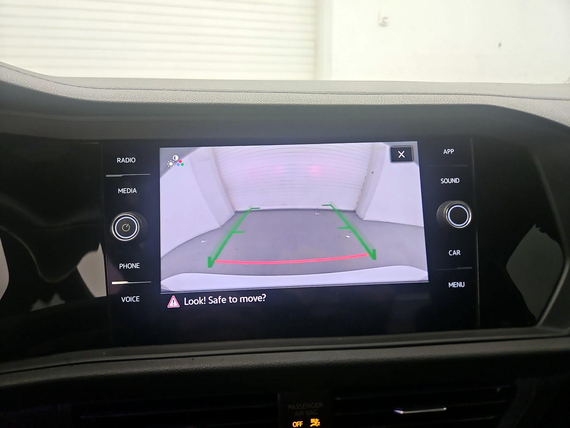 Thumbnail: 2021 Volkswagen Jetta - 14