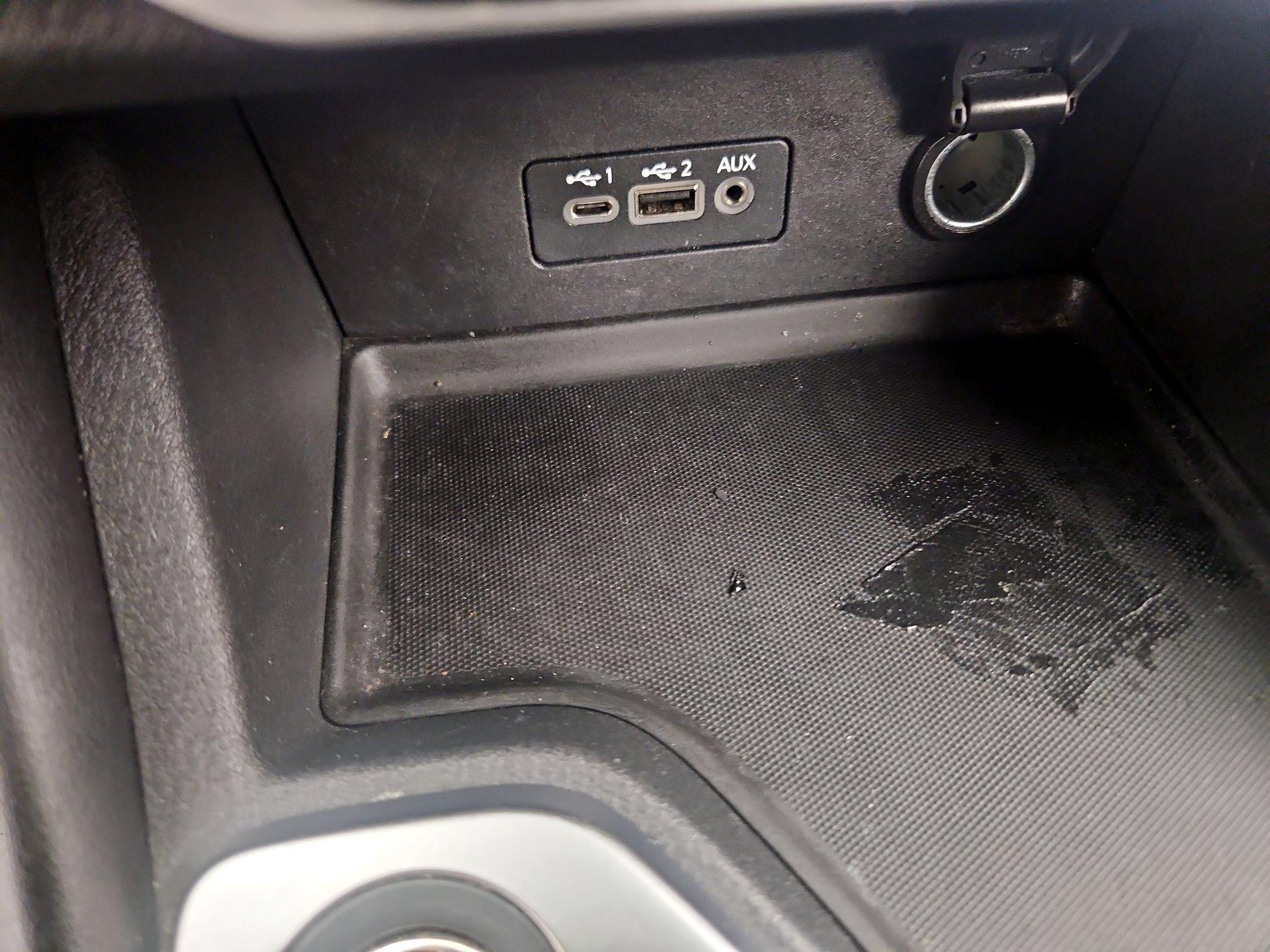 Thumbnail: 2021 Nissan Sentra - 18