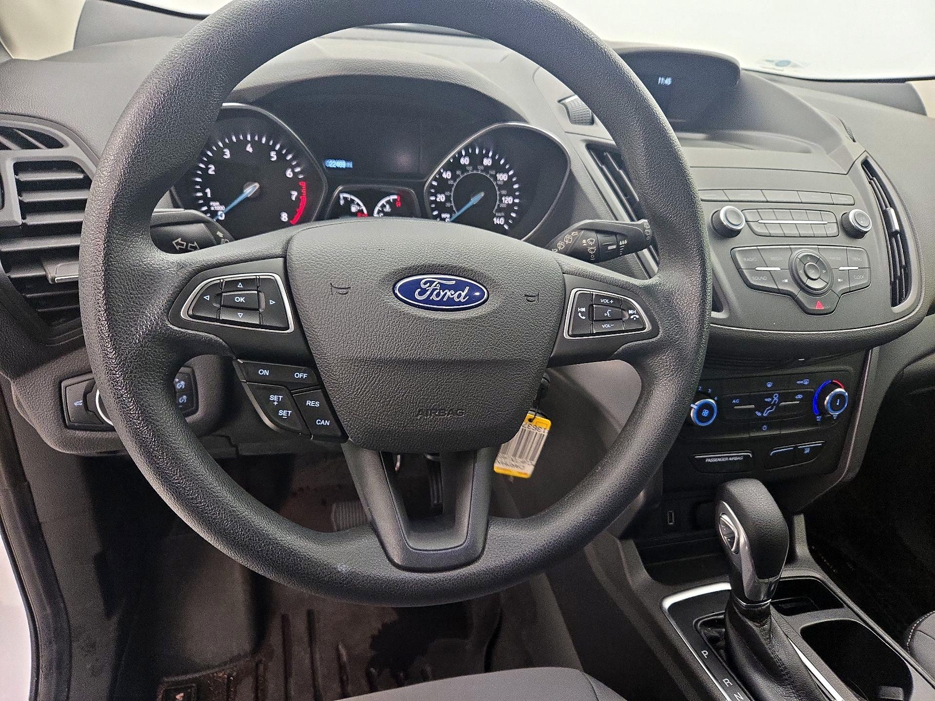 Thumbnail: 2019 Ford Escape - 10