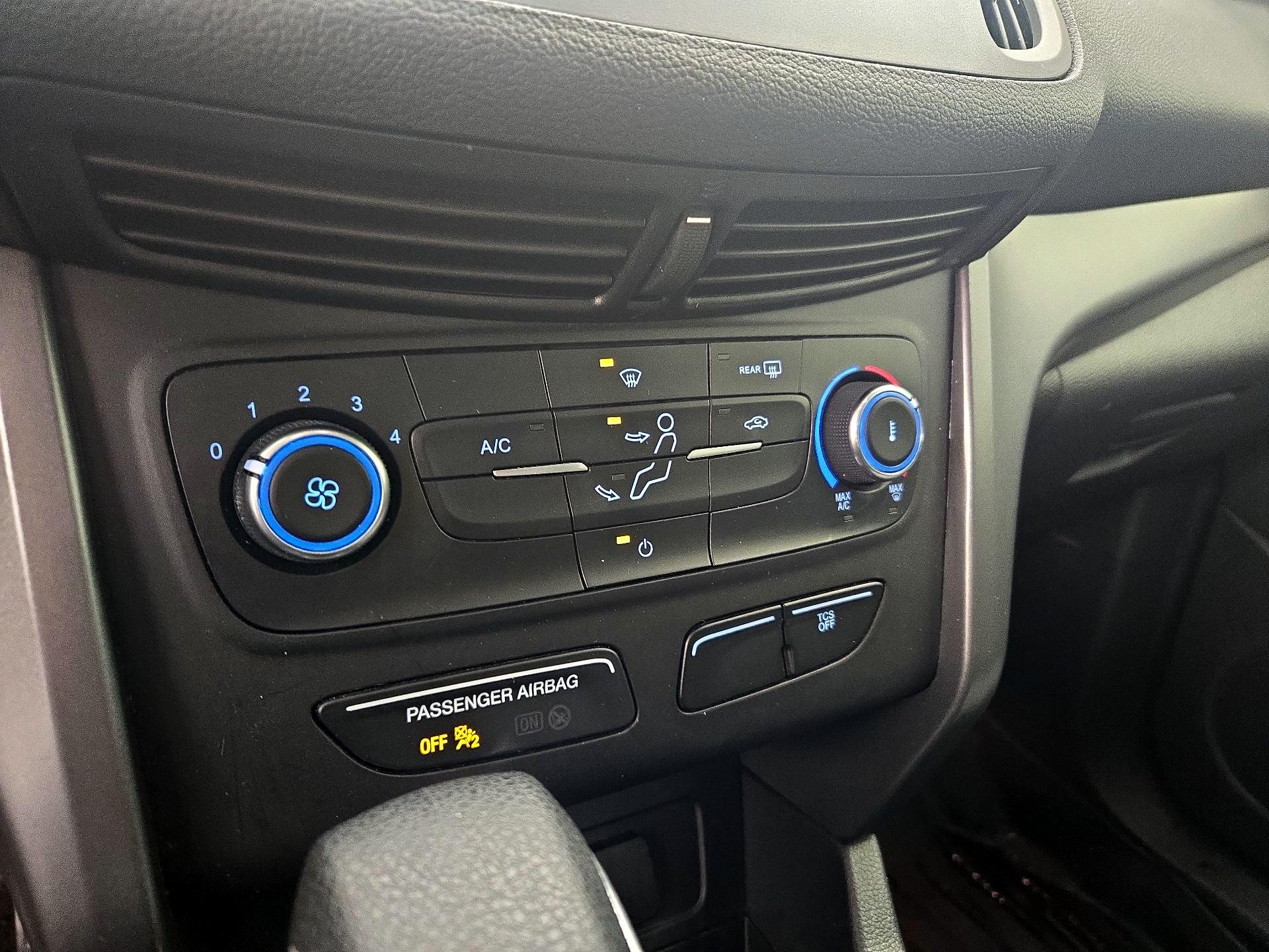 Thumbnail: 2019 Ford Escape - 16