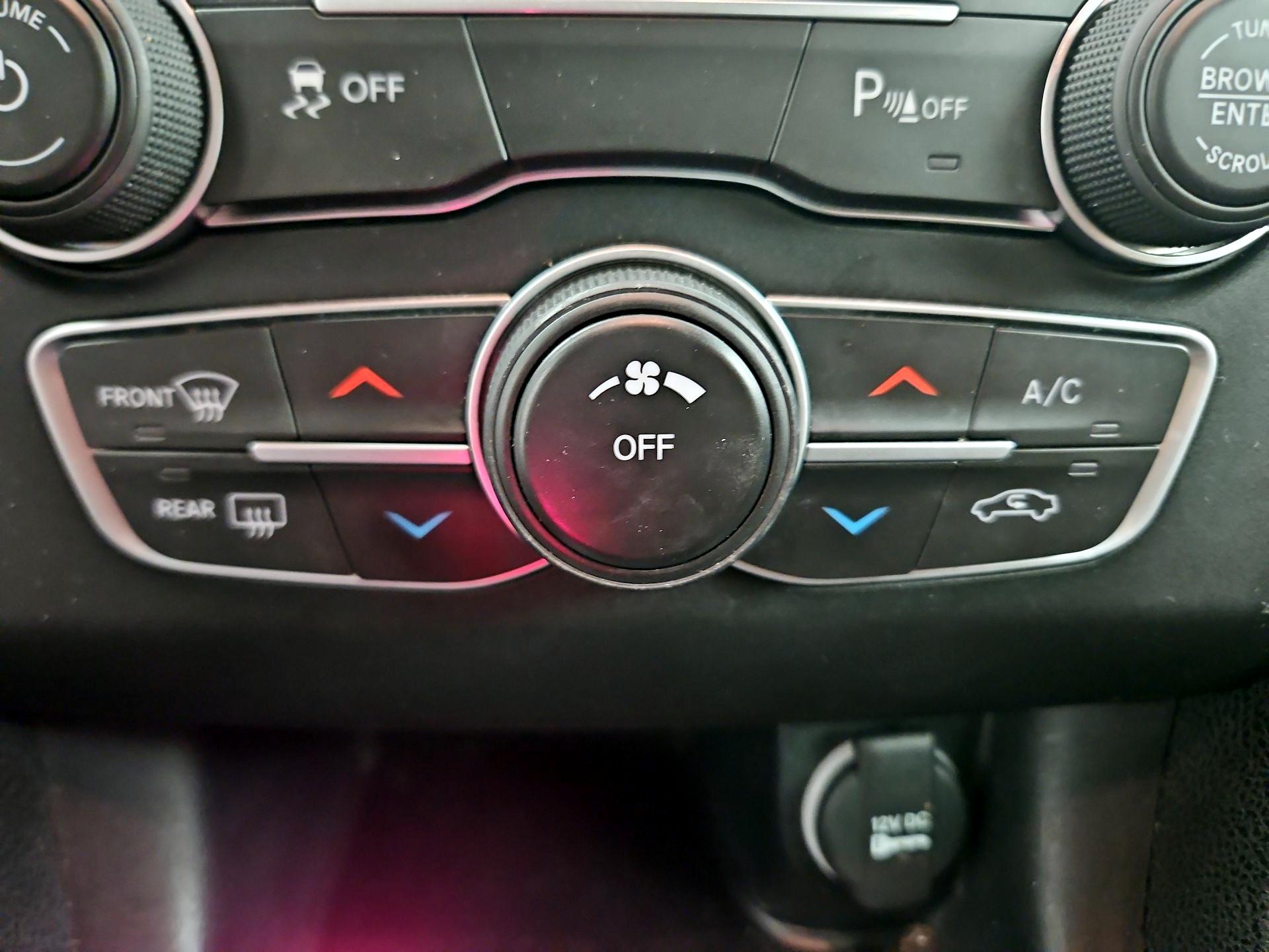 Thumbnail: 2023 Dodge Charger - 16