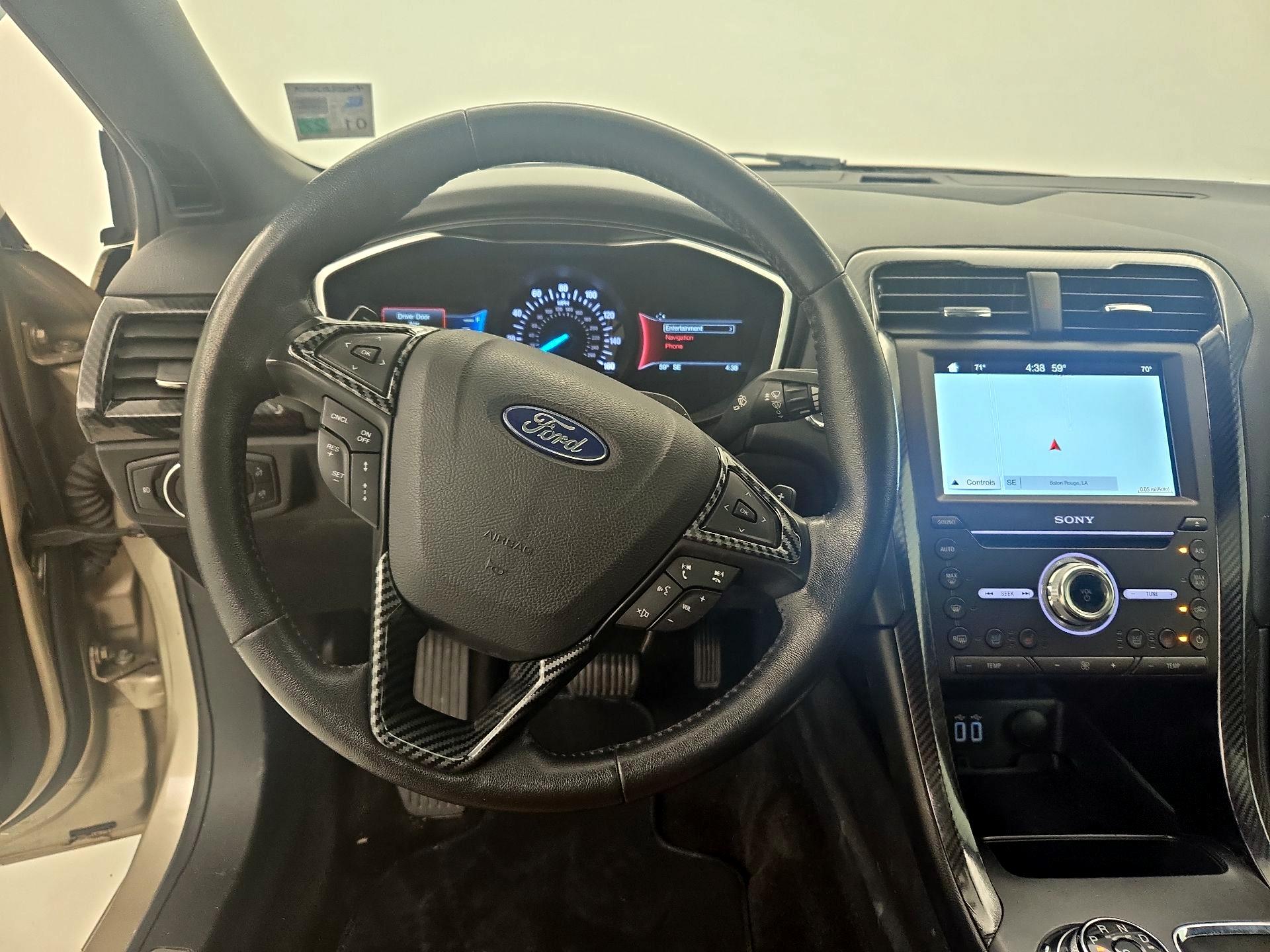 Thumbnail: 2019 Ford Fusion - 10