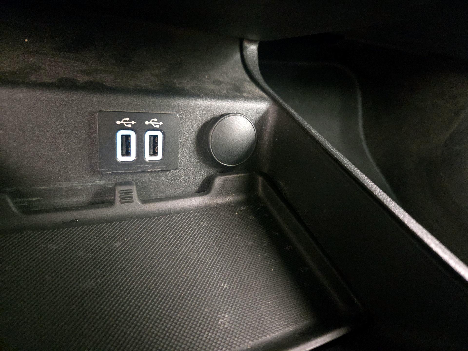 Thumbnail: 2019 Ford Fusion - 19