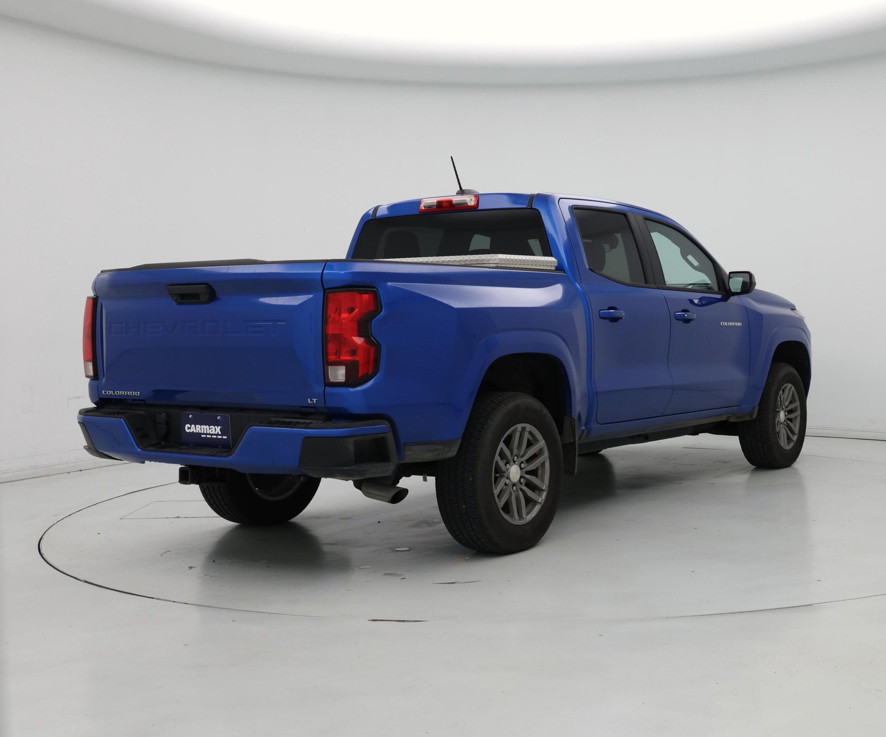 Thumbnail: 2023 Chevrolet Colorado - 8