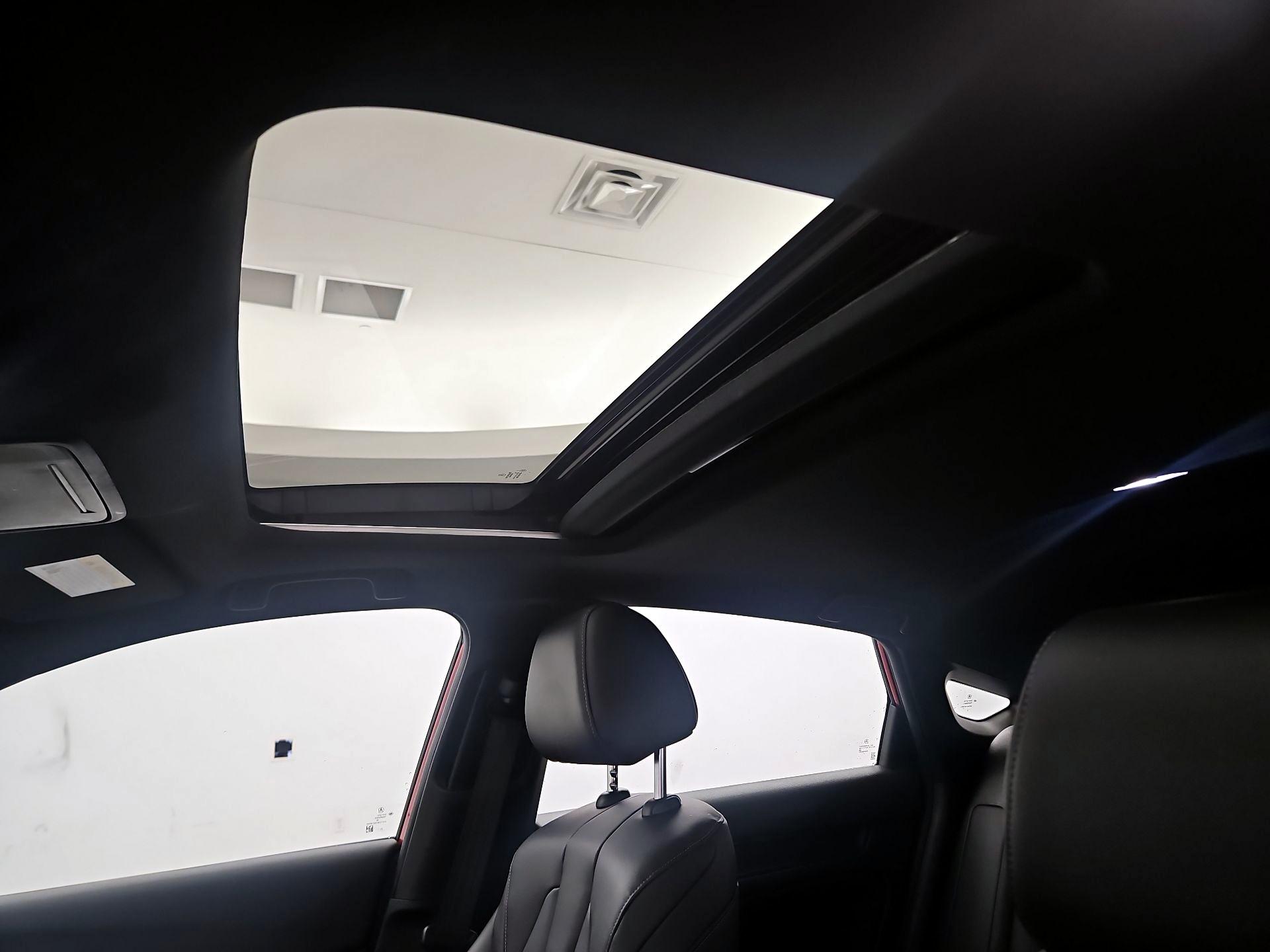 Thumbnail: 2023 Acura Integra - 18