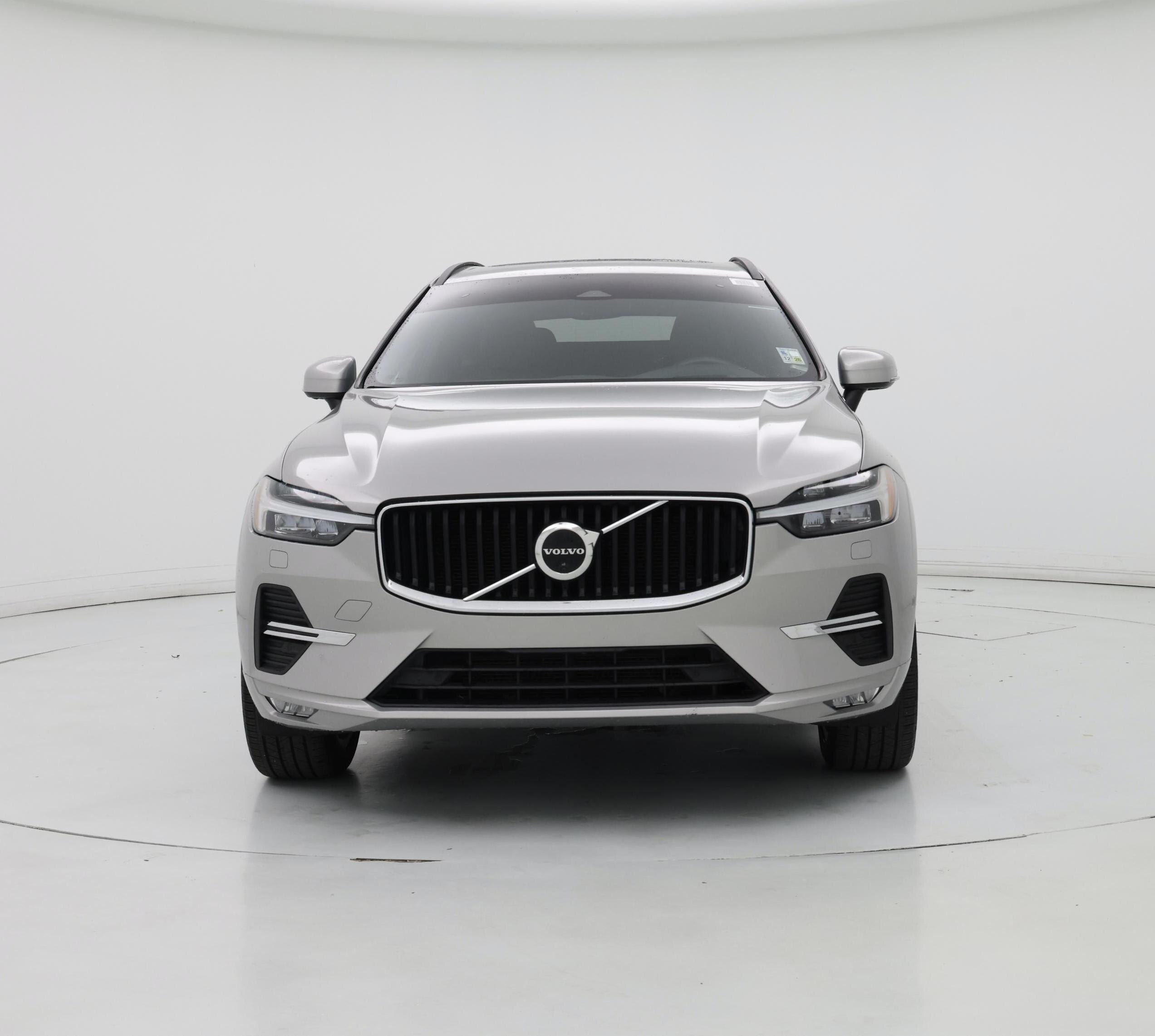 Thumbnail: 2022 Volvo XC60 - 5