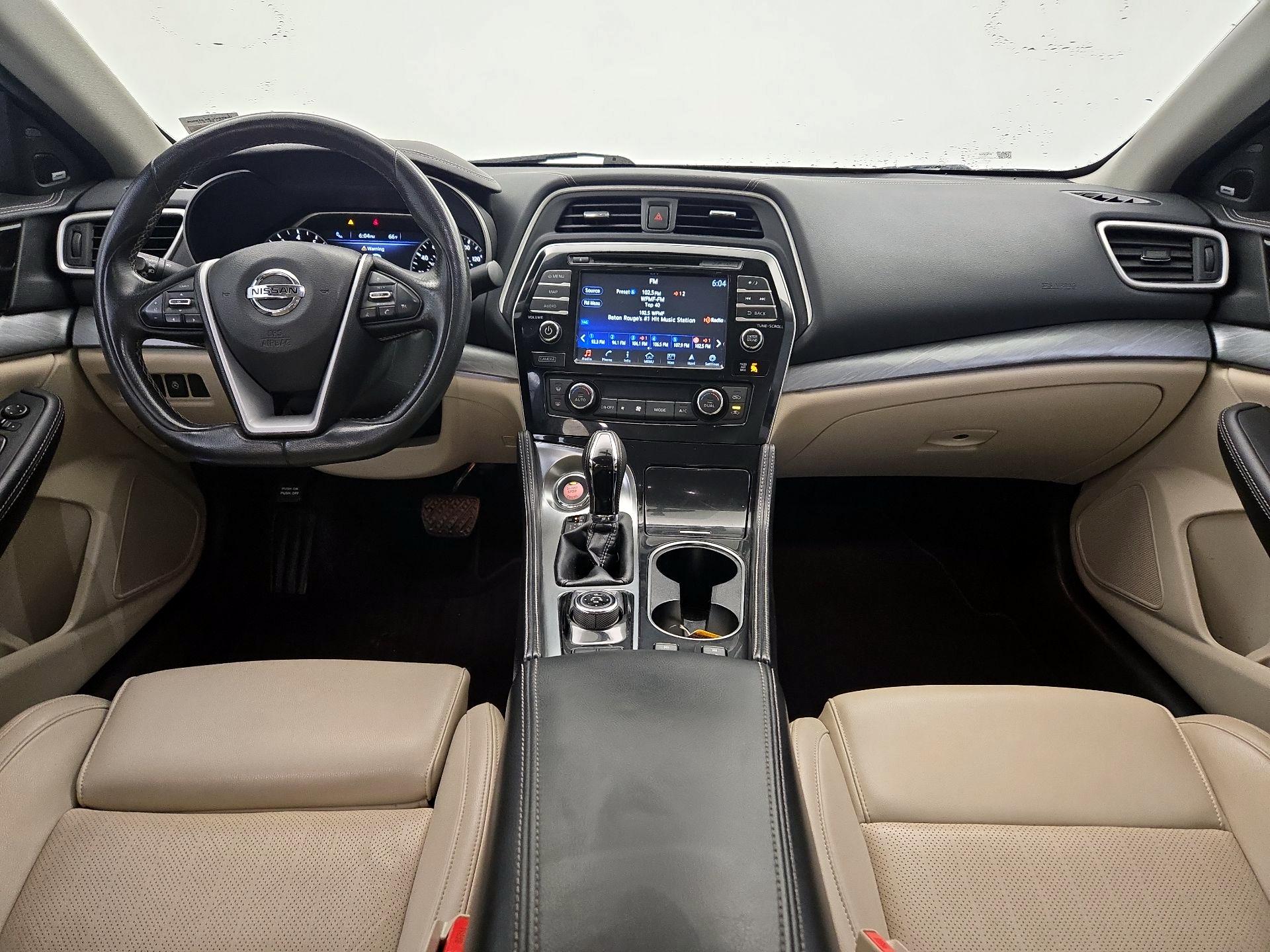 Thumbnail: 2017 Nissan Maxima - 9