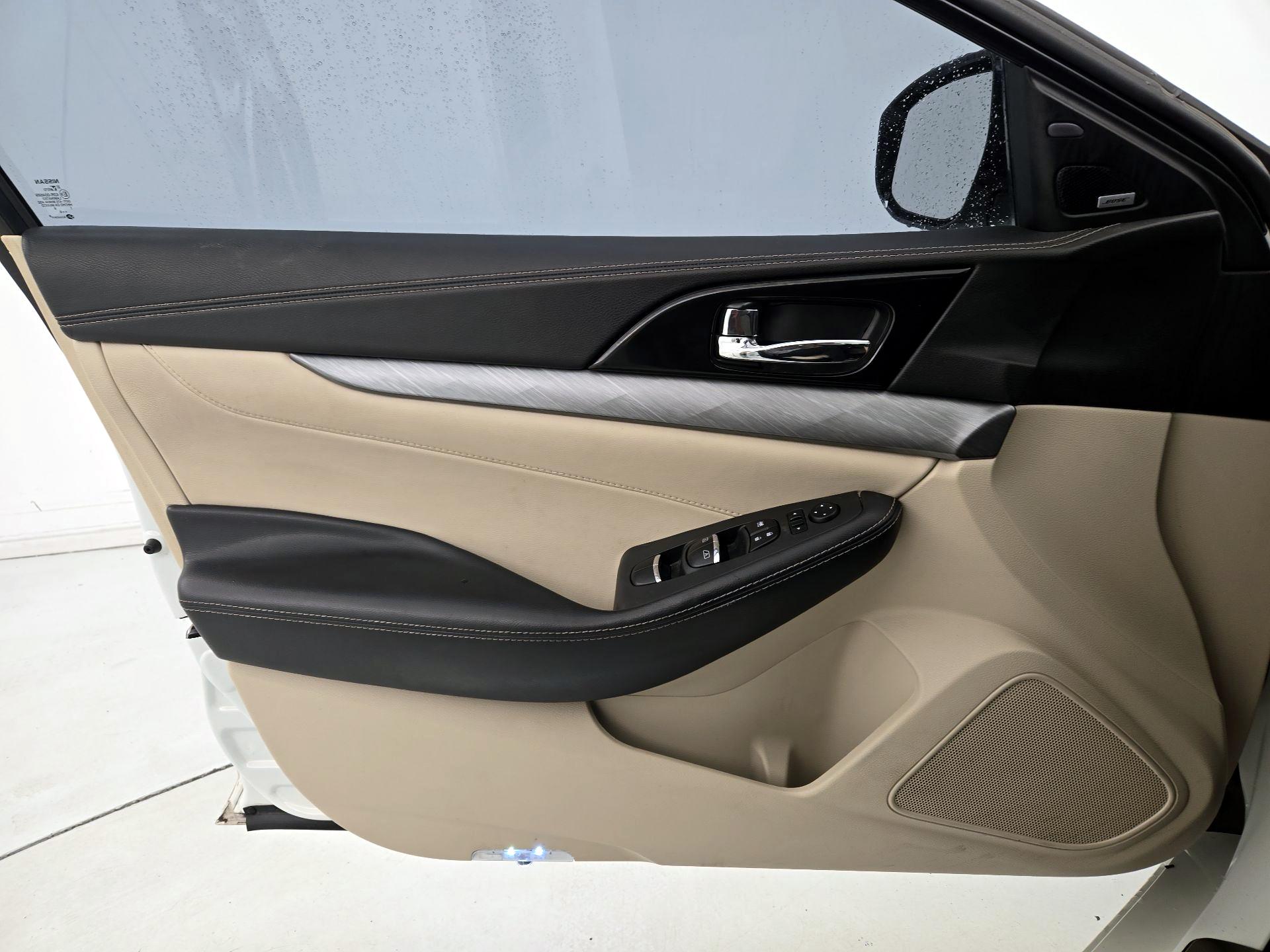 Thumbnail: 2017 Nissan Maxima - 12