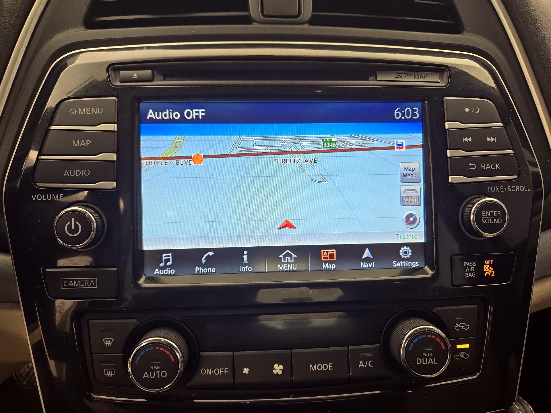 Thumbnail: 2017 Nissan Maxima - 14