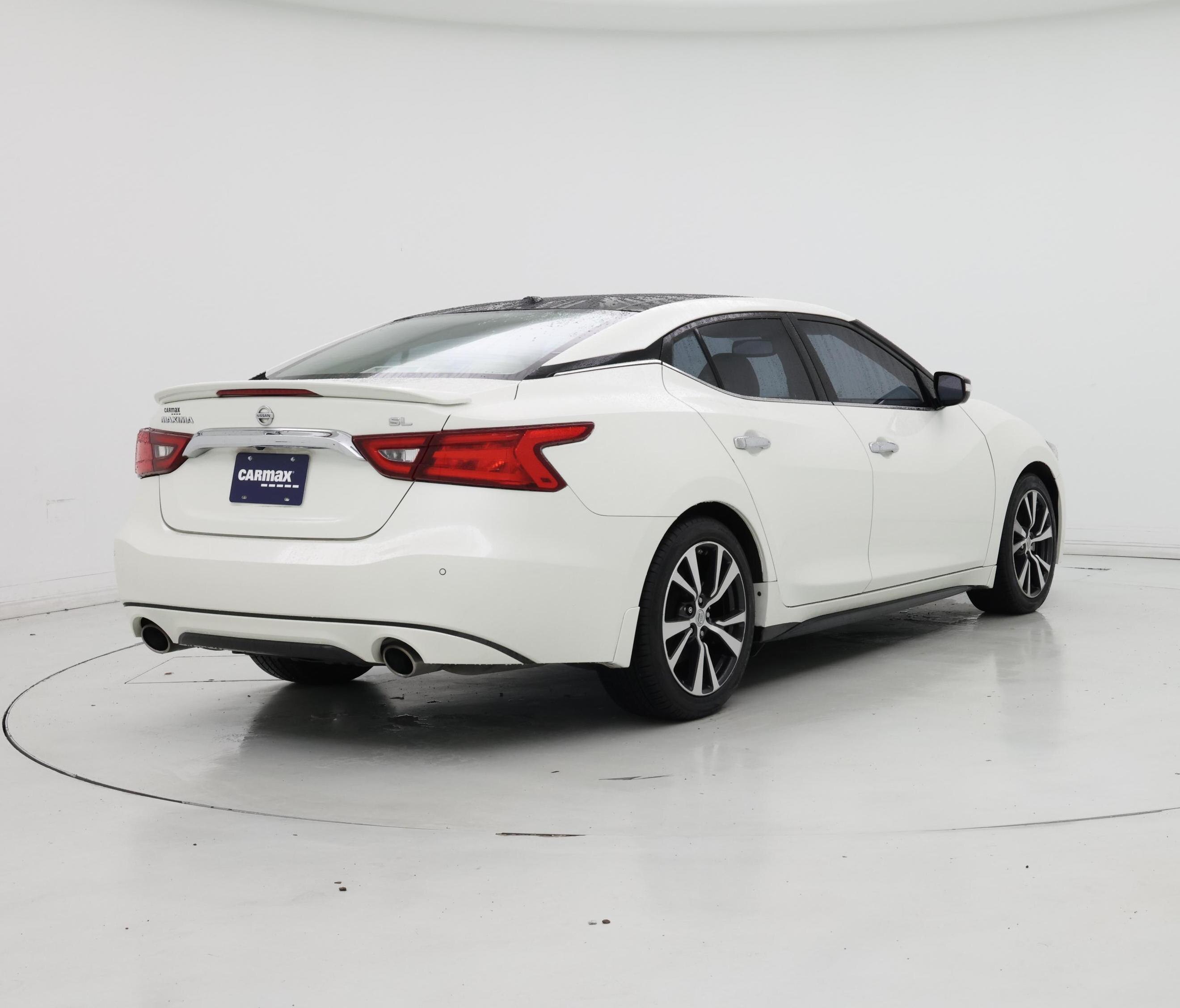 Thumbnail: 2017 Nissan Maxima - 8