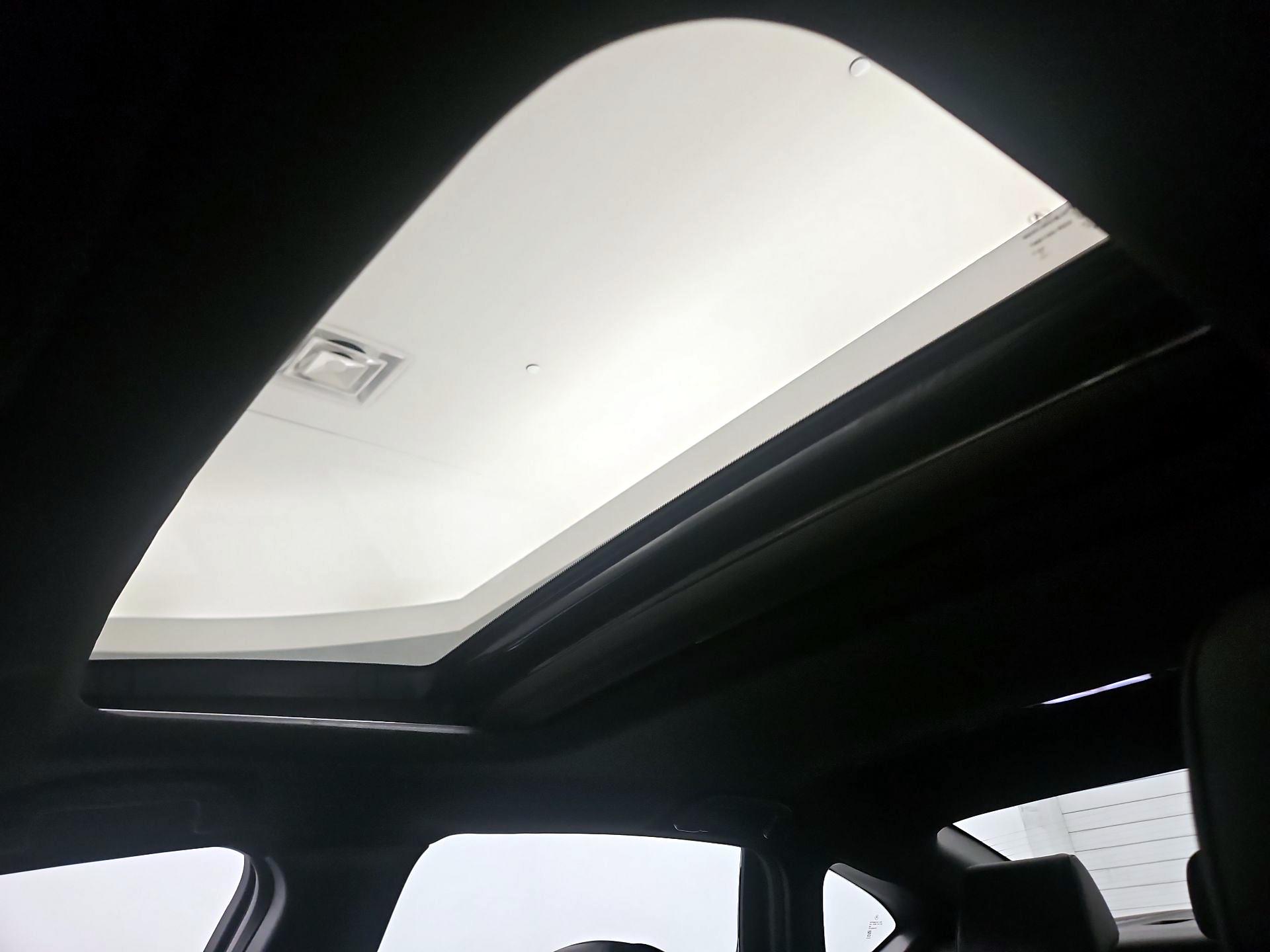 Thumbnail: 2025 Acura TLX - 18