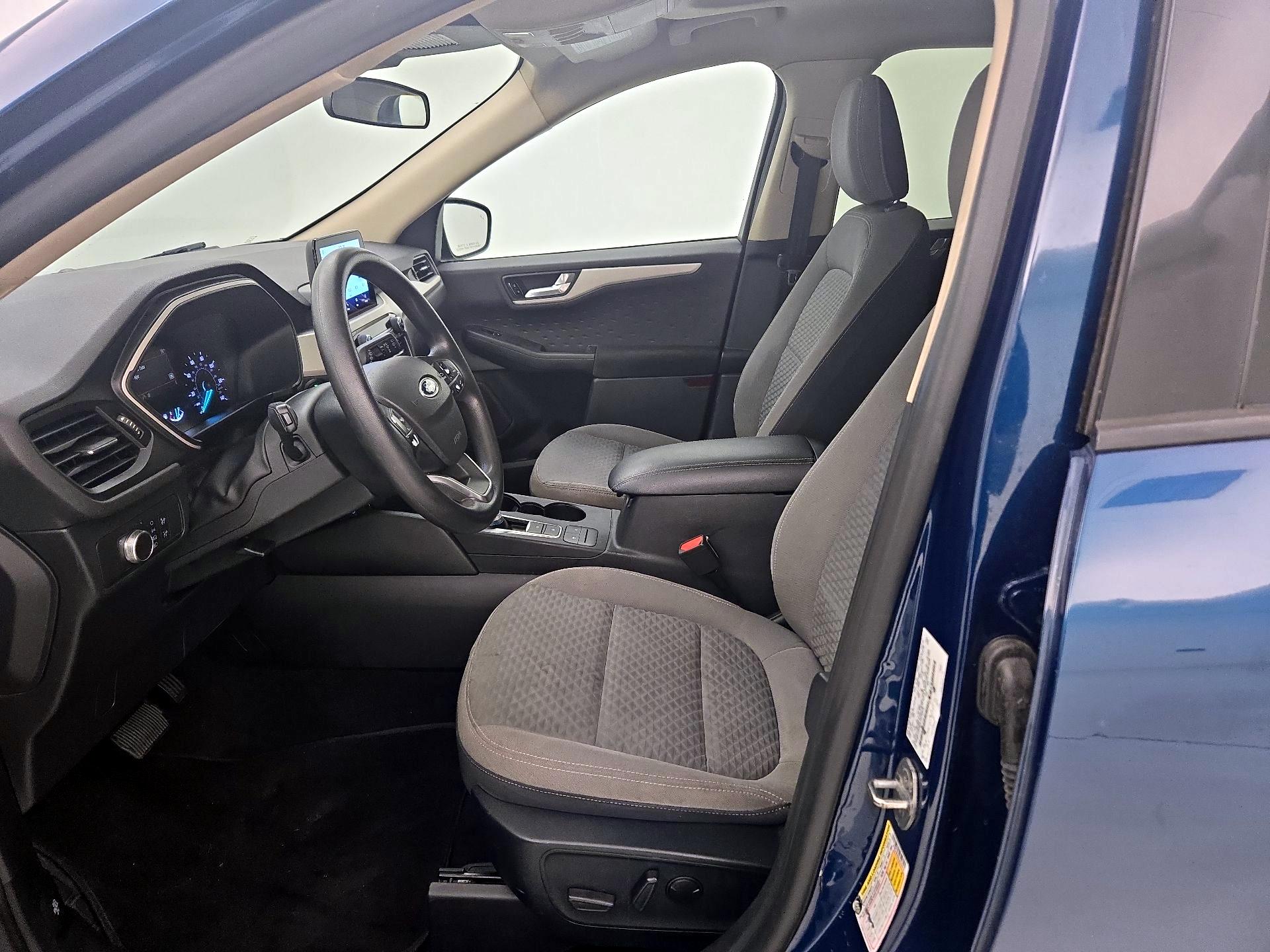 Thumbnail: 2020 Ford Escape - 11