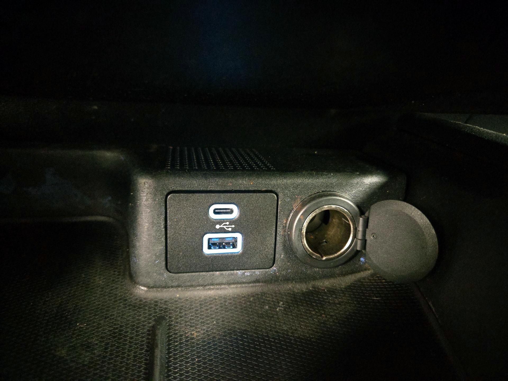 Thumbnail: 2020 Ford Escape - 18