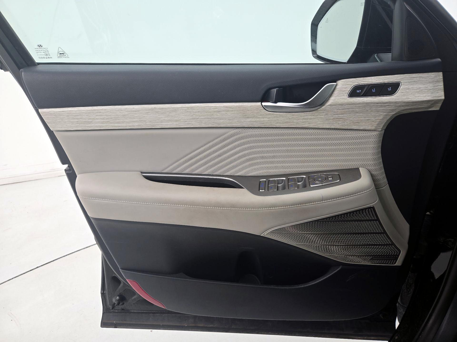 Thumbnail: 2023 Hyundai Palisade - 12