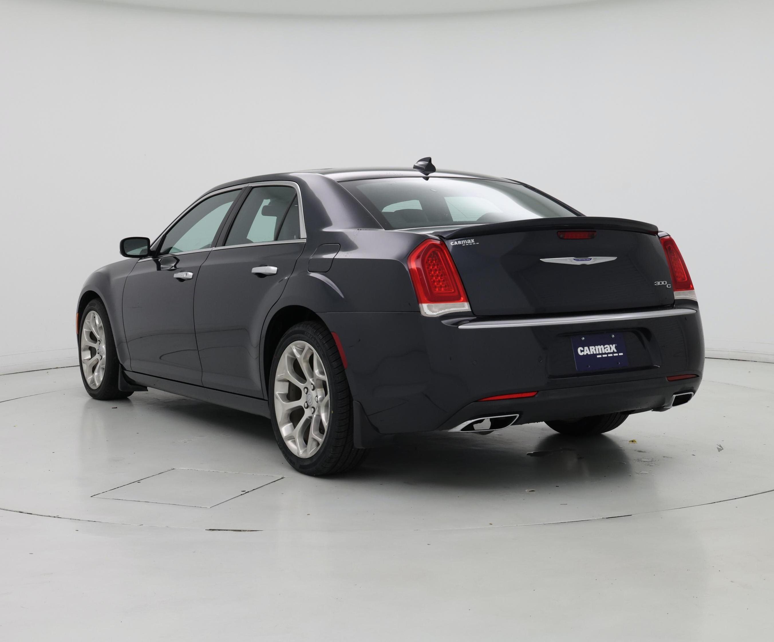 Thumbnail: 2018 Chrysler 300 - 2