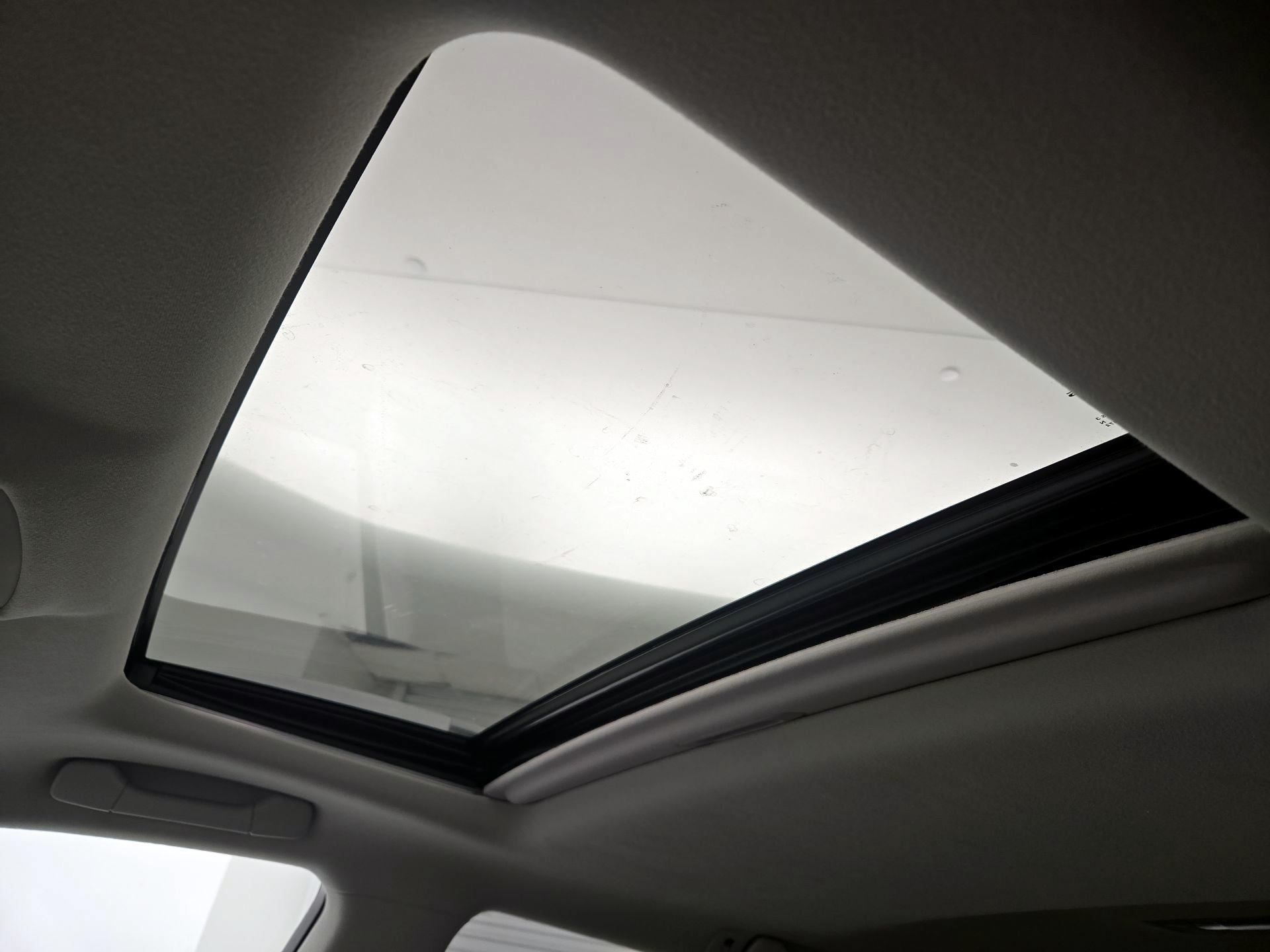 Thumbnail: 2015 Lexus RX - 19