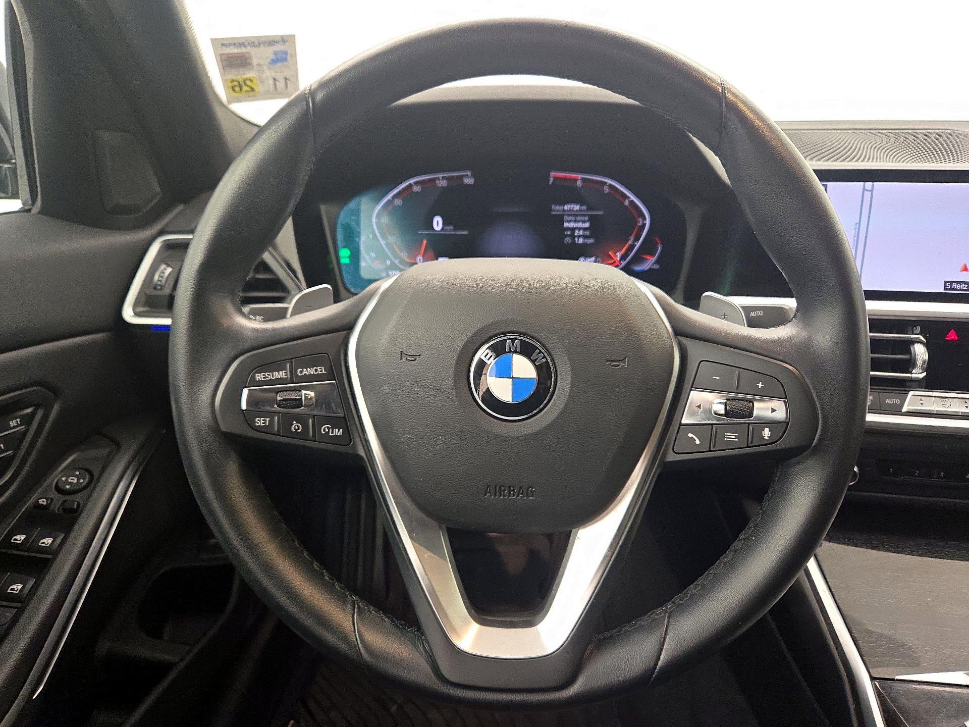 Thumbnail: 2022 BMW 3 Series - 10