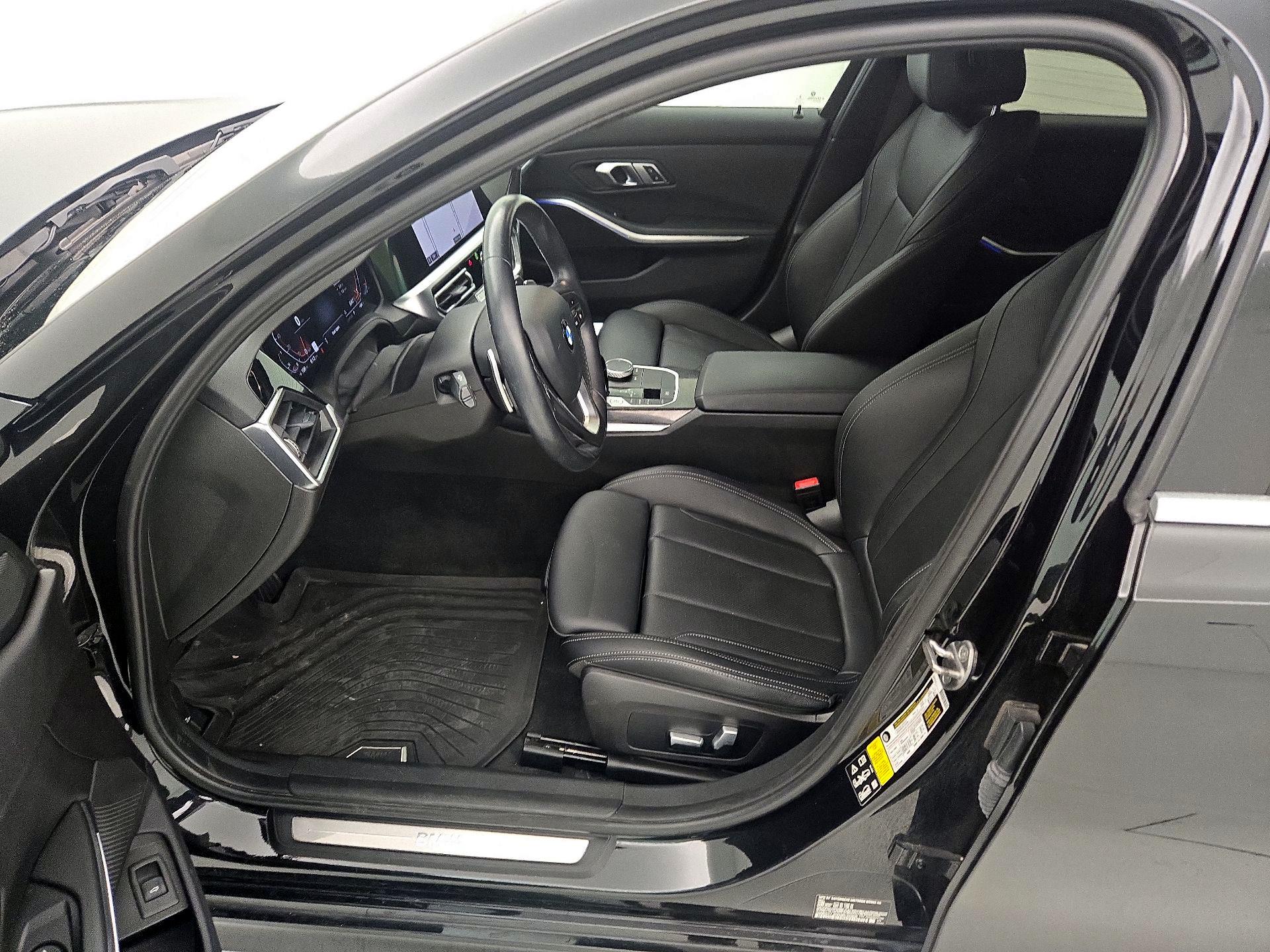 Thumbnail: 2022 BMW 3 Series - 11