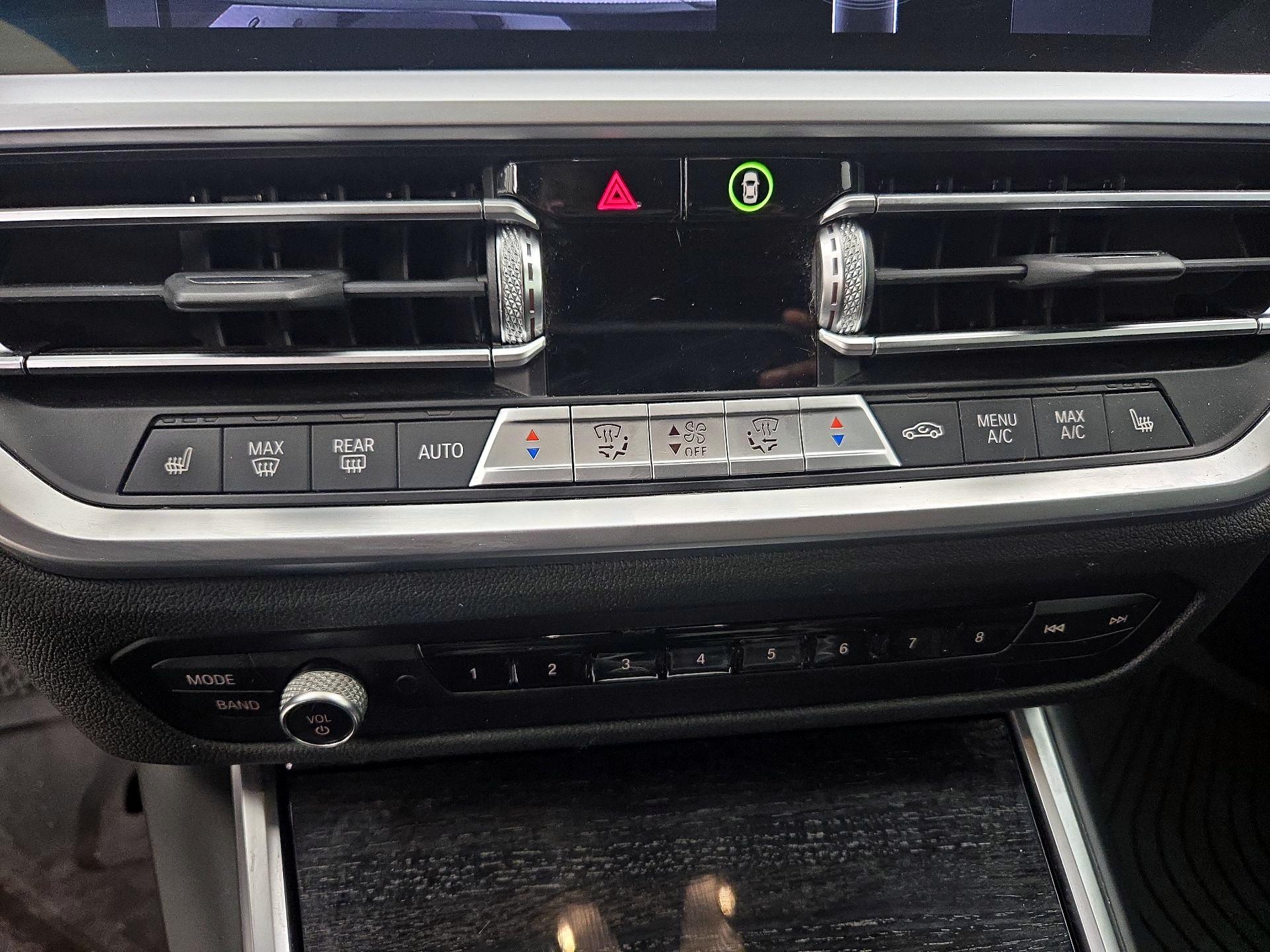 Thumbnail: 2022 BMW 3 Series - 17