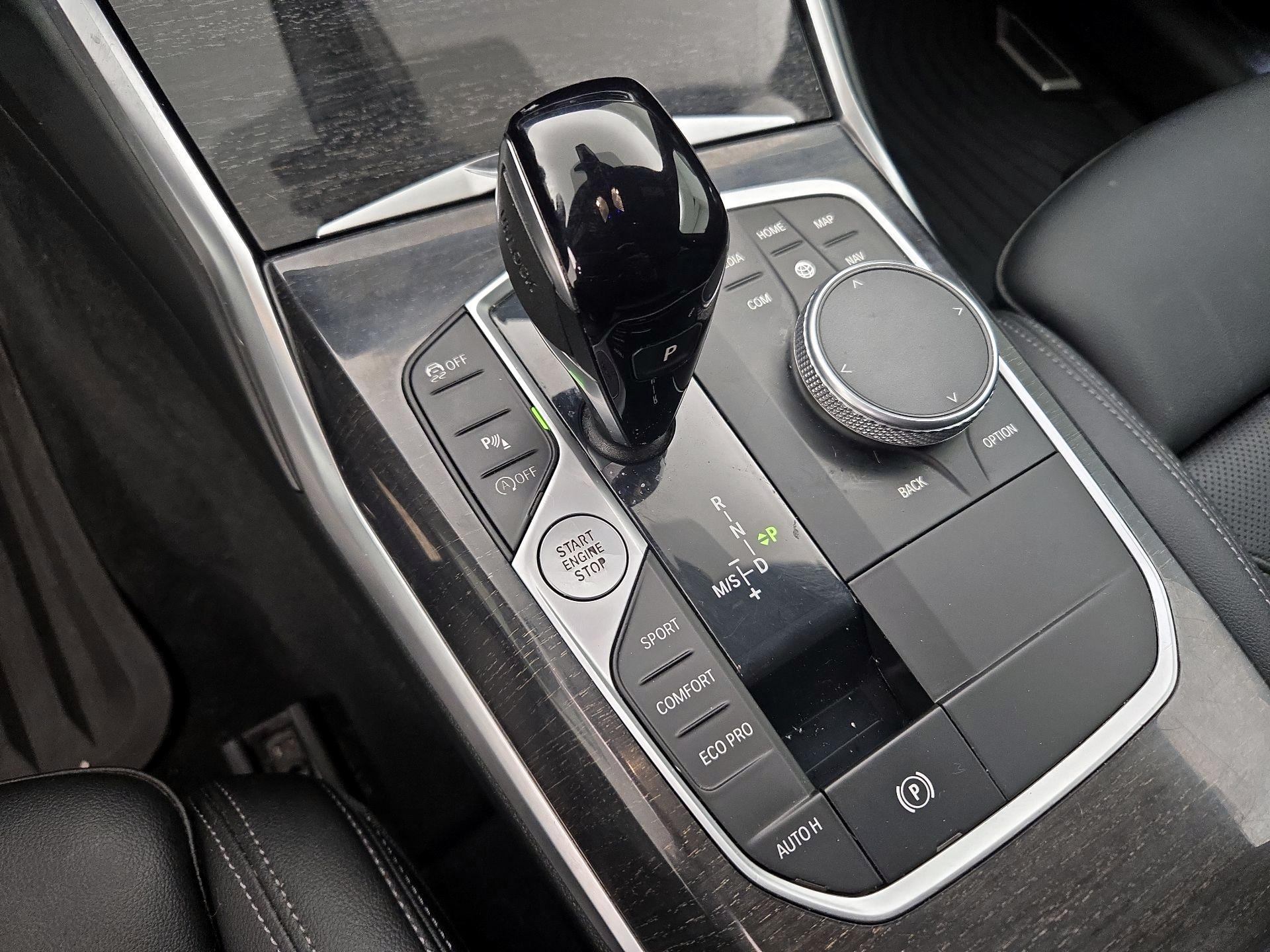 Thumbnail: 2022 BMW 3 Series - 18