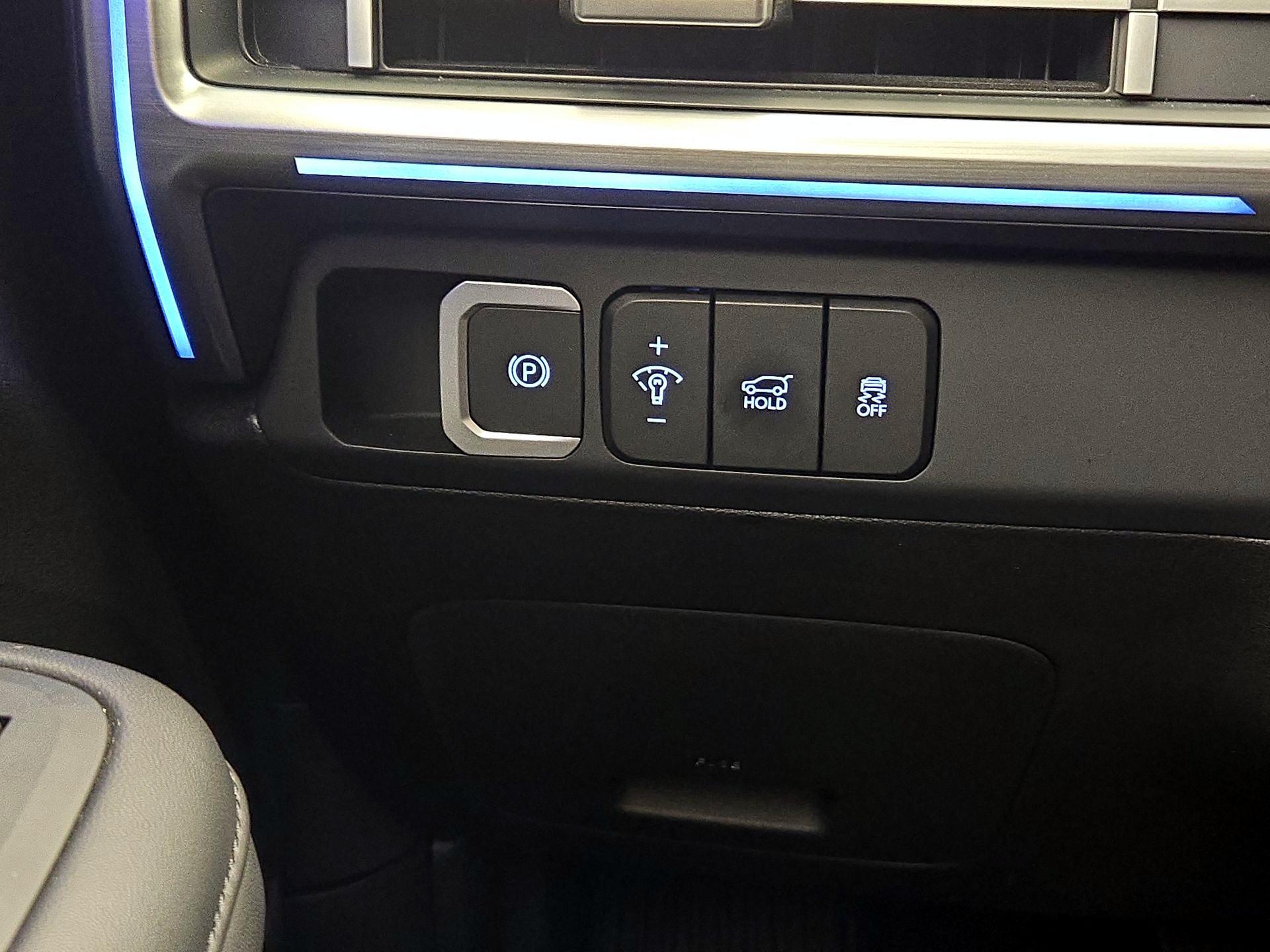 Thumbnail: 2024 Hyundai Santa Fe - 13