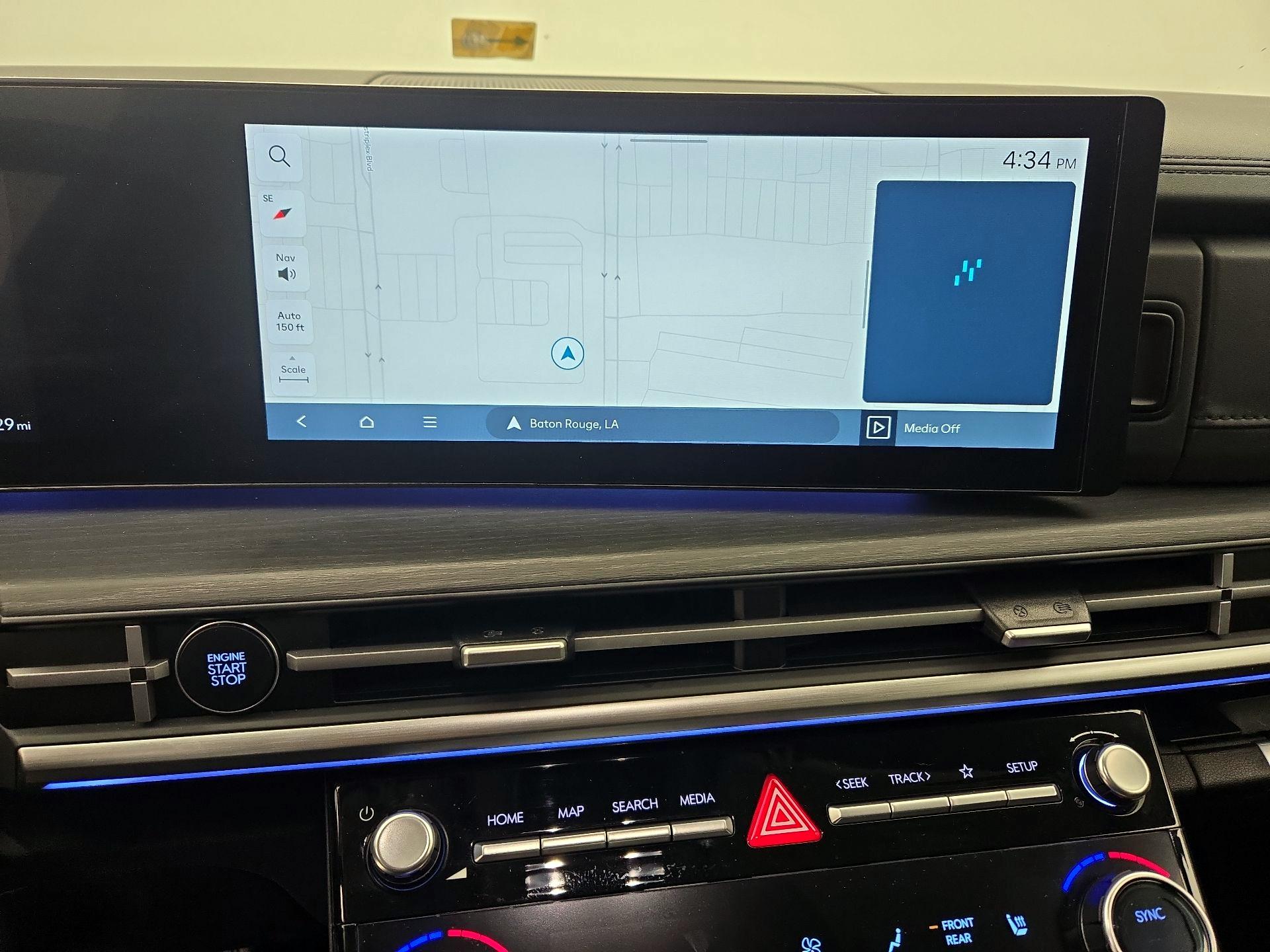 Thumbnail: 2024 Hyundai Santa Fe - 14