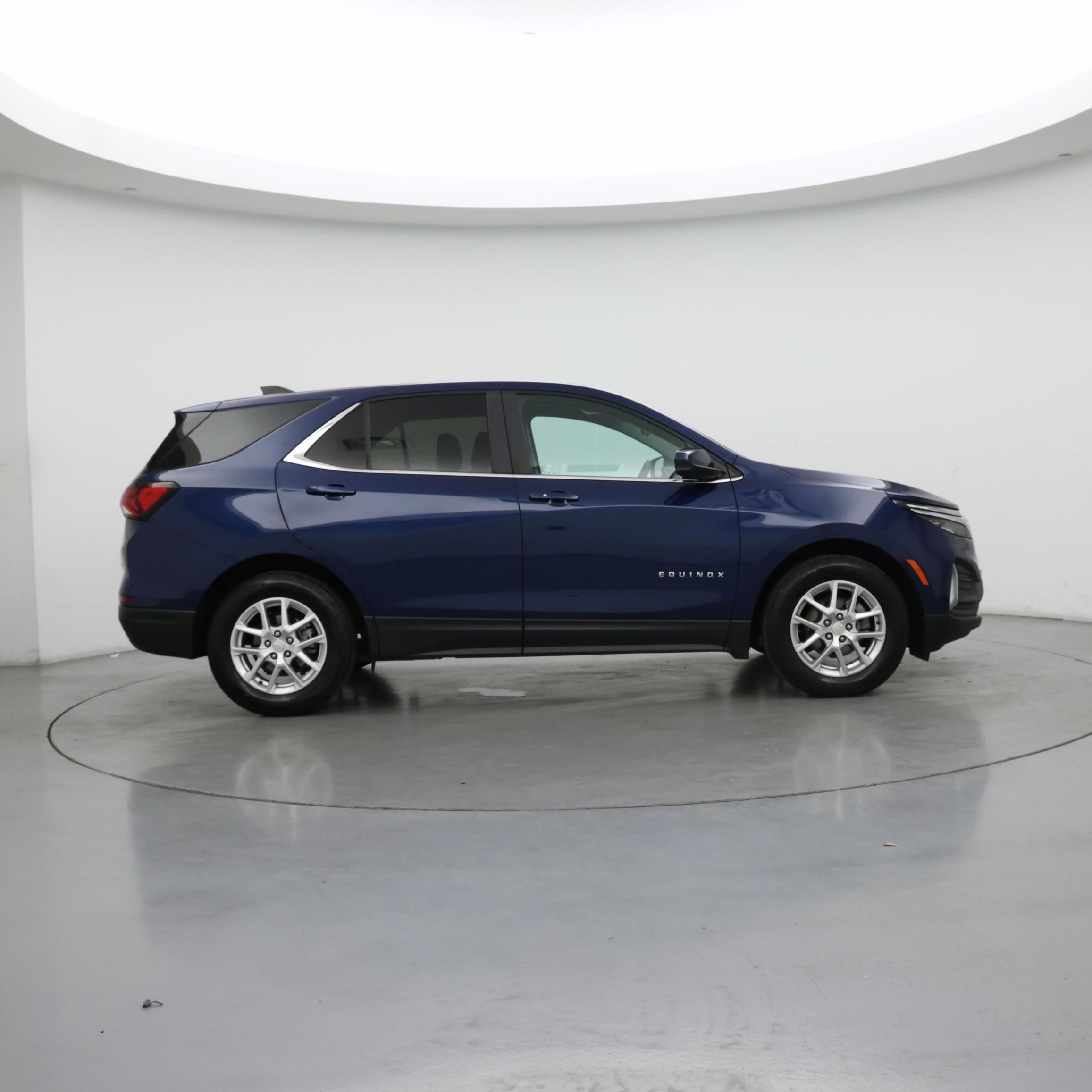 Thumbnail: 2023 Chevrolet Equinox - 7