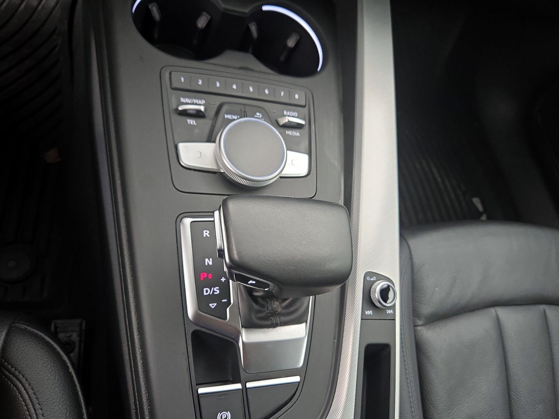 Thumbnail: 2017 Audi A4 - 18