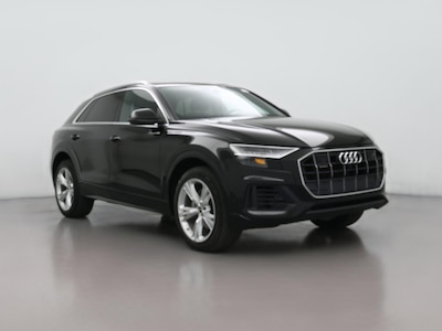 2023 Audi Q8 Premium