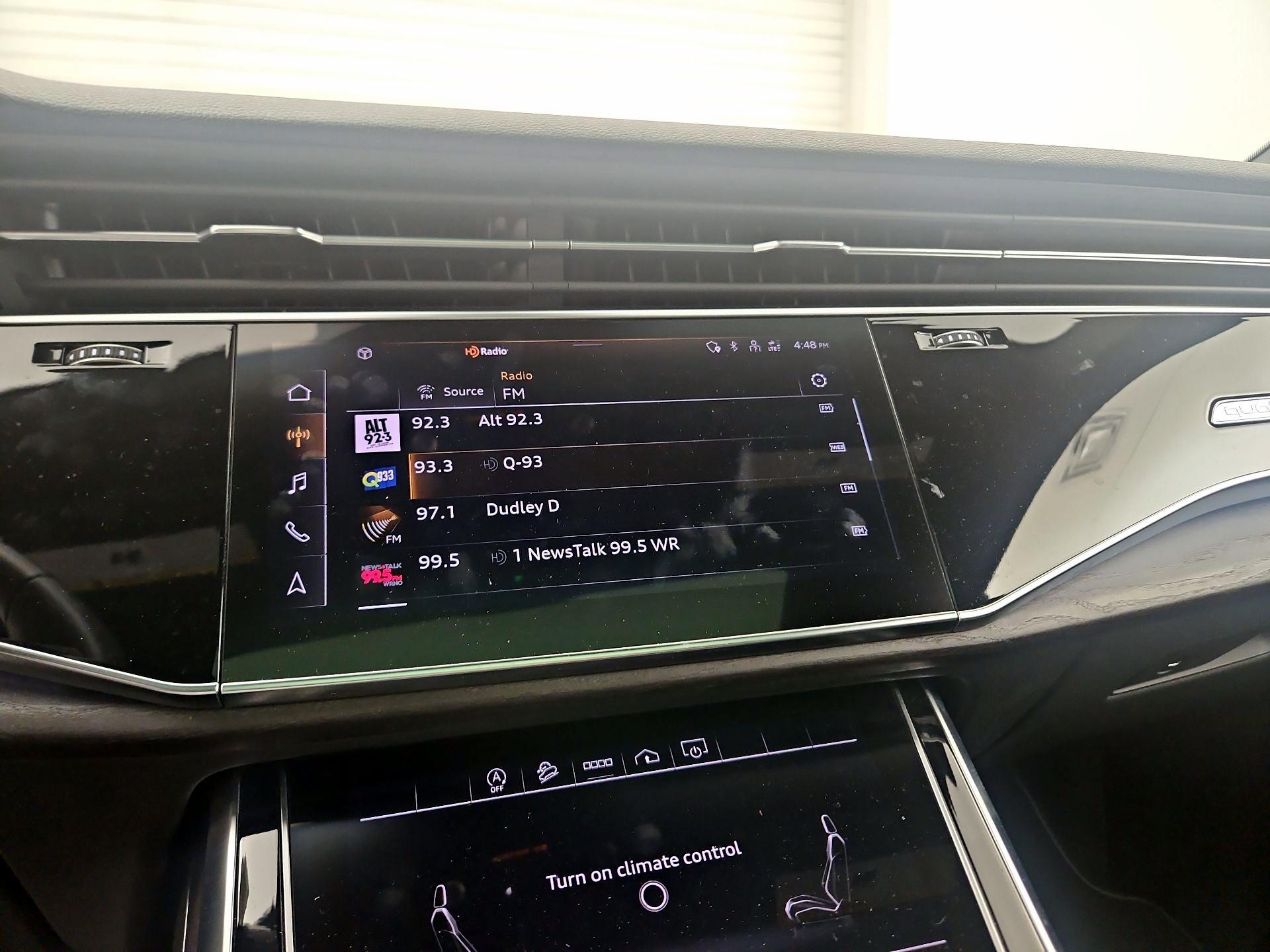 Thumbnail: 2023 Audi Q8 - 15