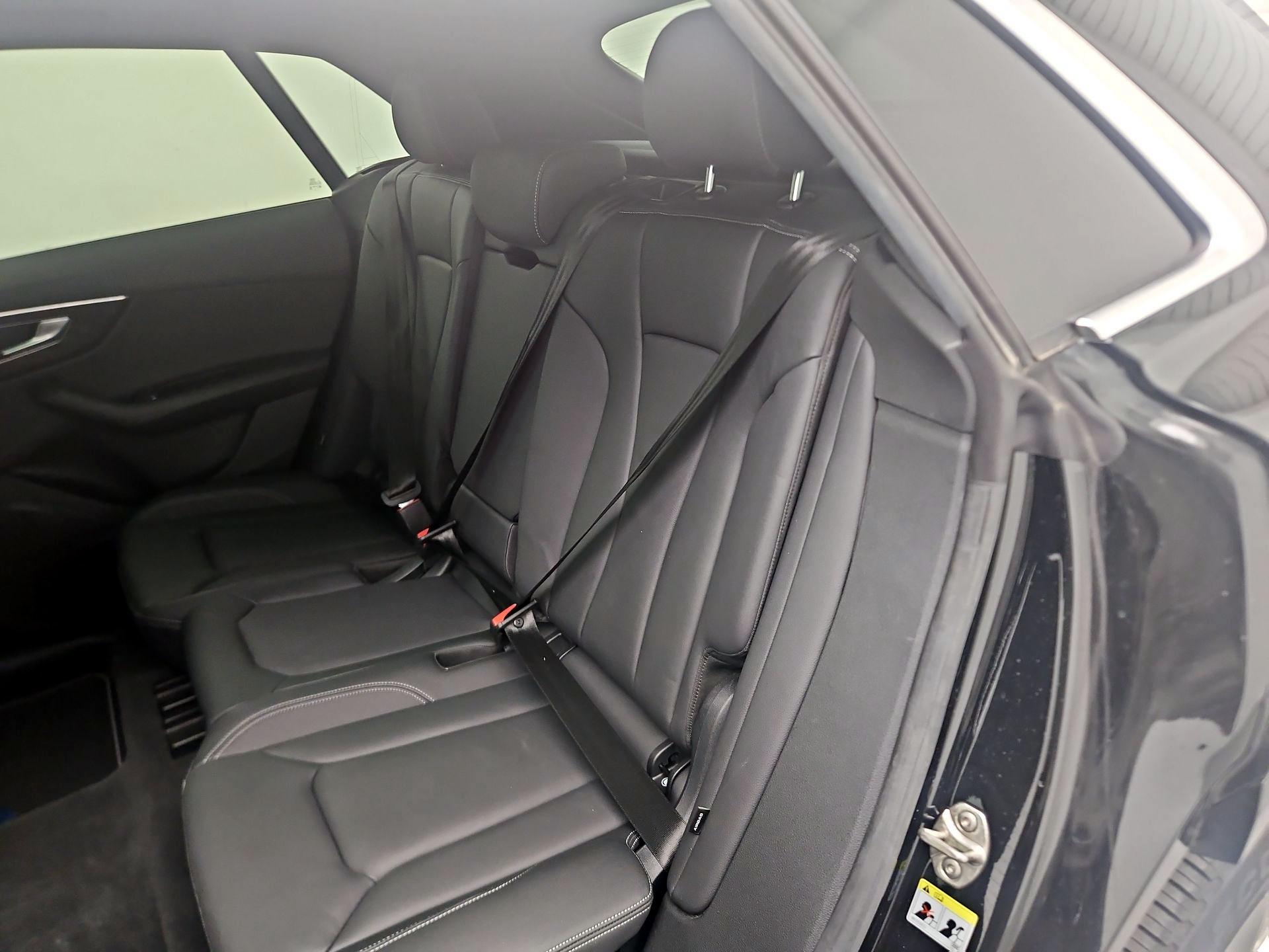 Thumbnail: 2023 Audi Q8 - 20