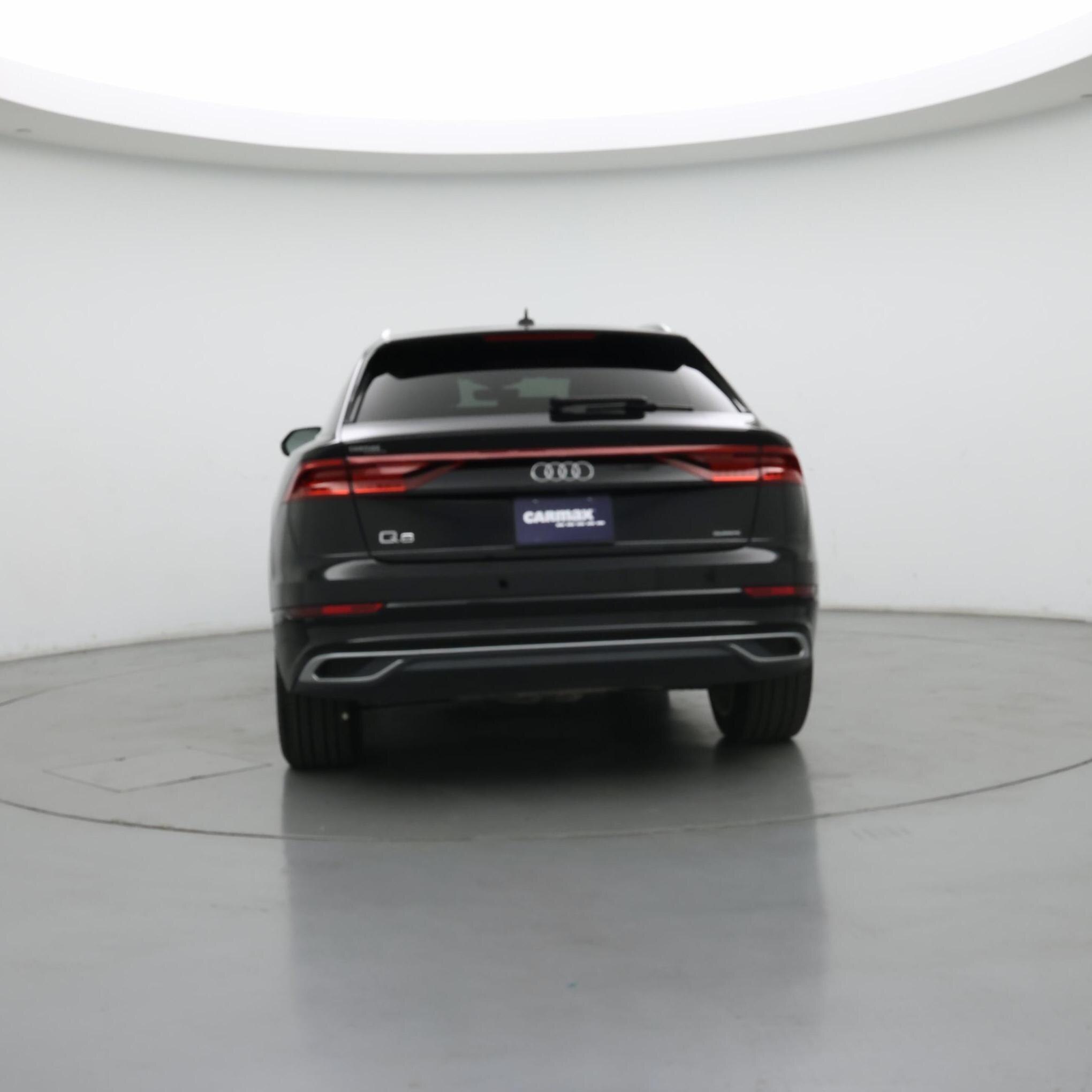 Thumbnail: 2023 Audi Q8 - 6