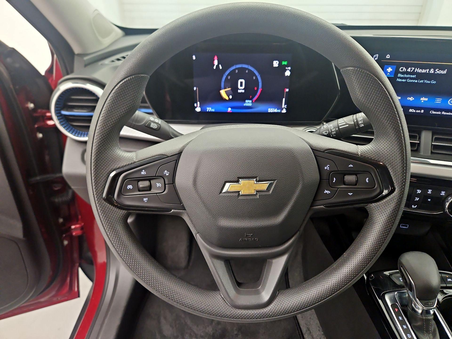 Thumbnail: 2025 Chevrolet Trax - 10