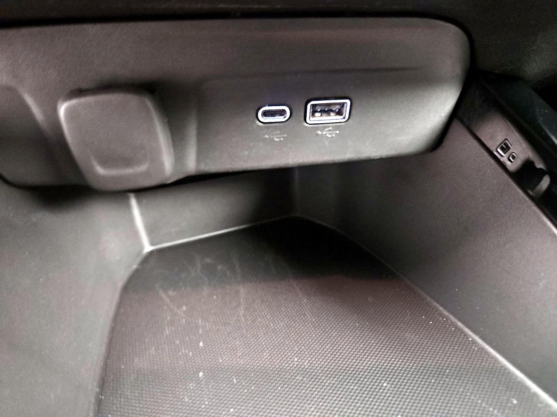 Thumbnail: 2025 Chevrolet Trax - 18